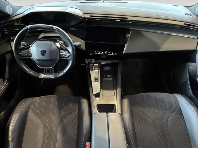 Peugeot 308 view 6