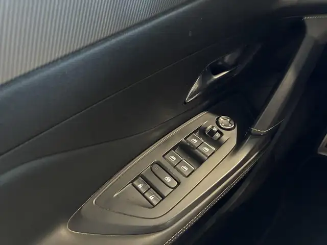 Peugeot 308 view 14