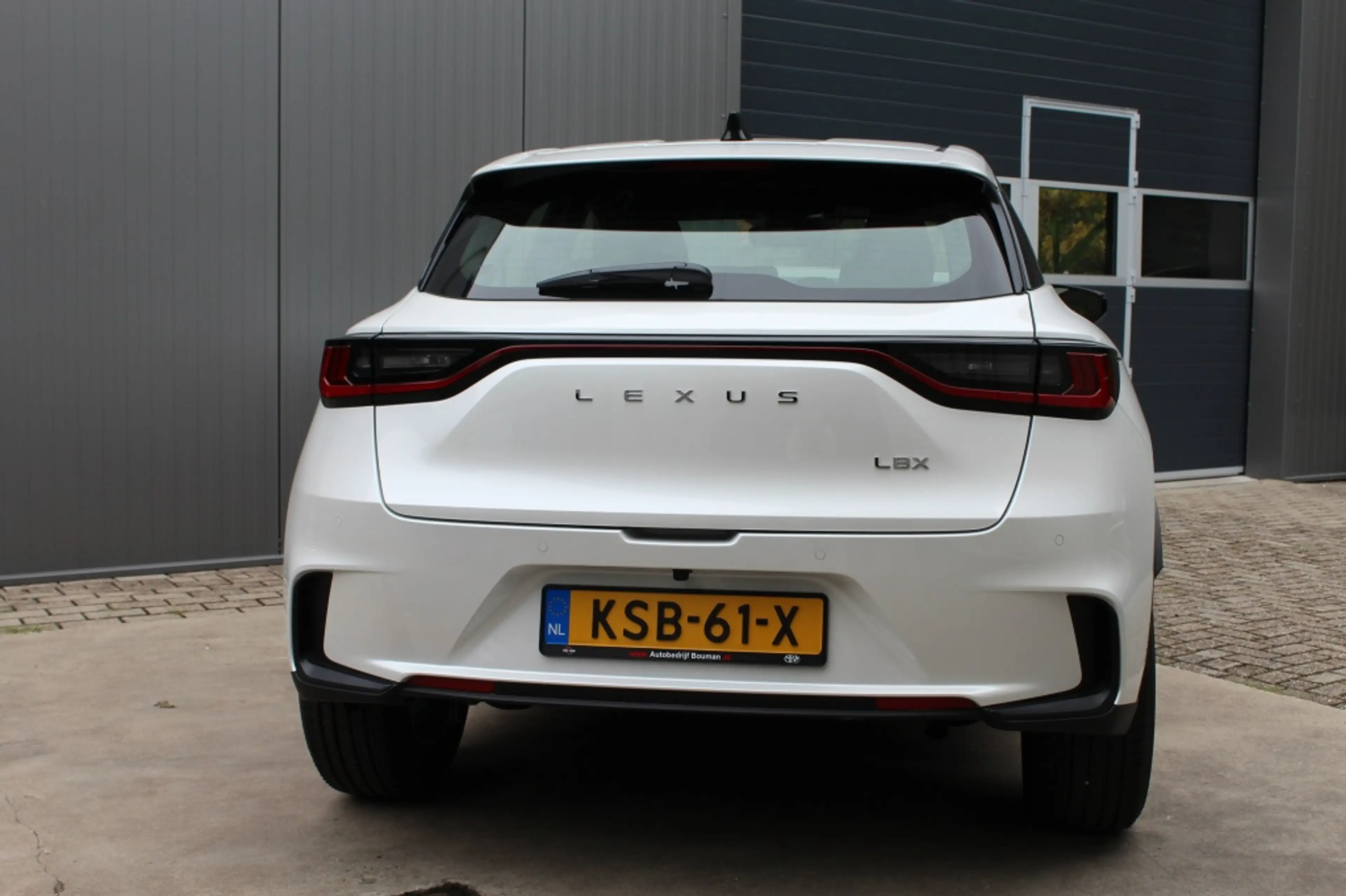 Lexus LBX 1.5 Hybrid Nieuw / Direct Leverbaar / Fabrieksgara — photo 6
