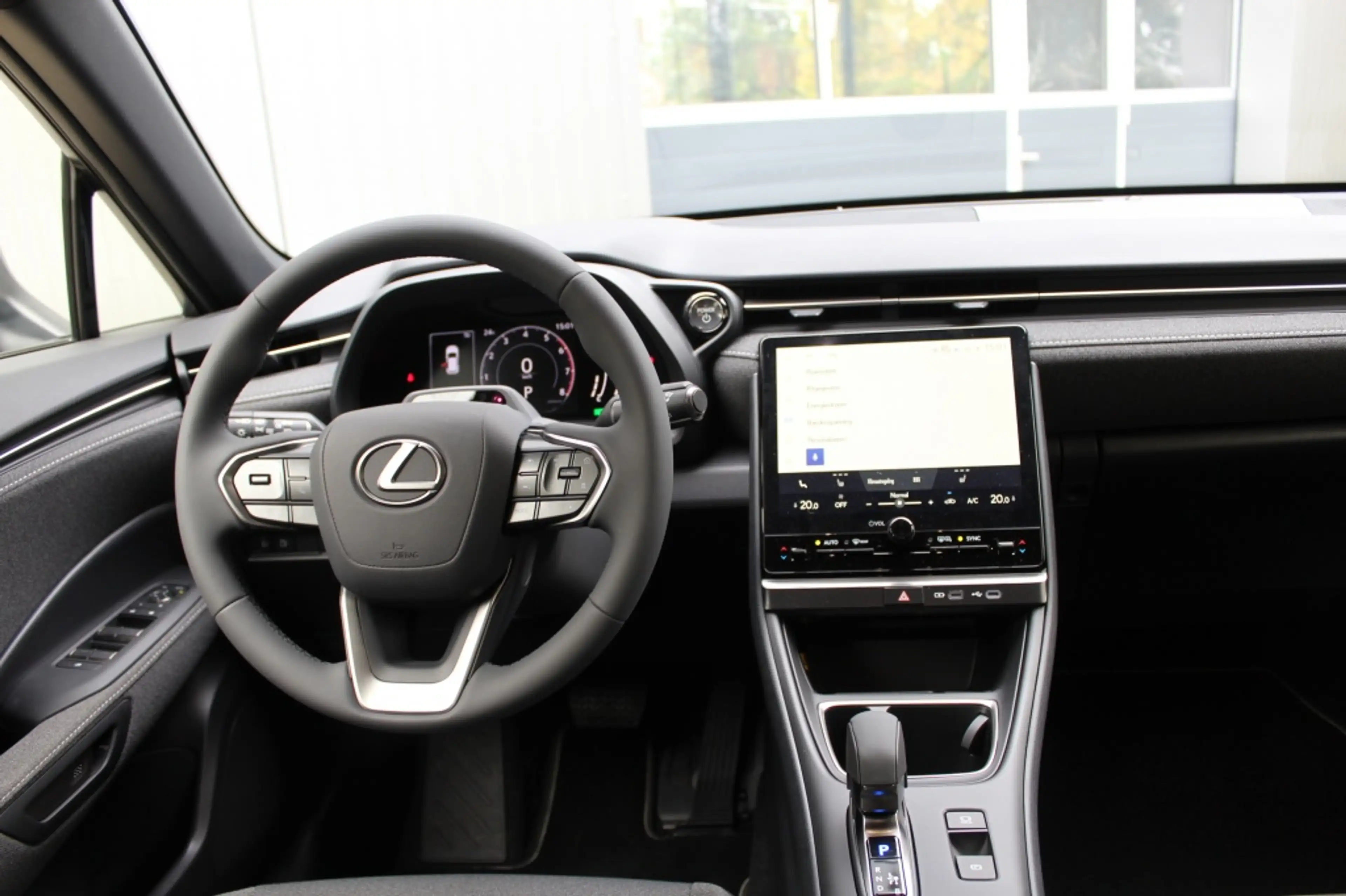 Lexus LBX 1.5 Hybrid Nieuw / Direct Leverbaar / Fabrieksgara — photo 4