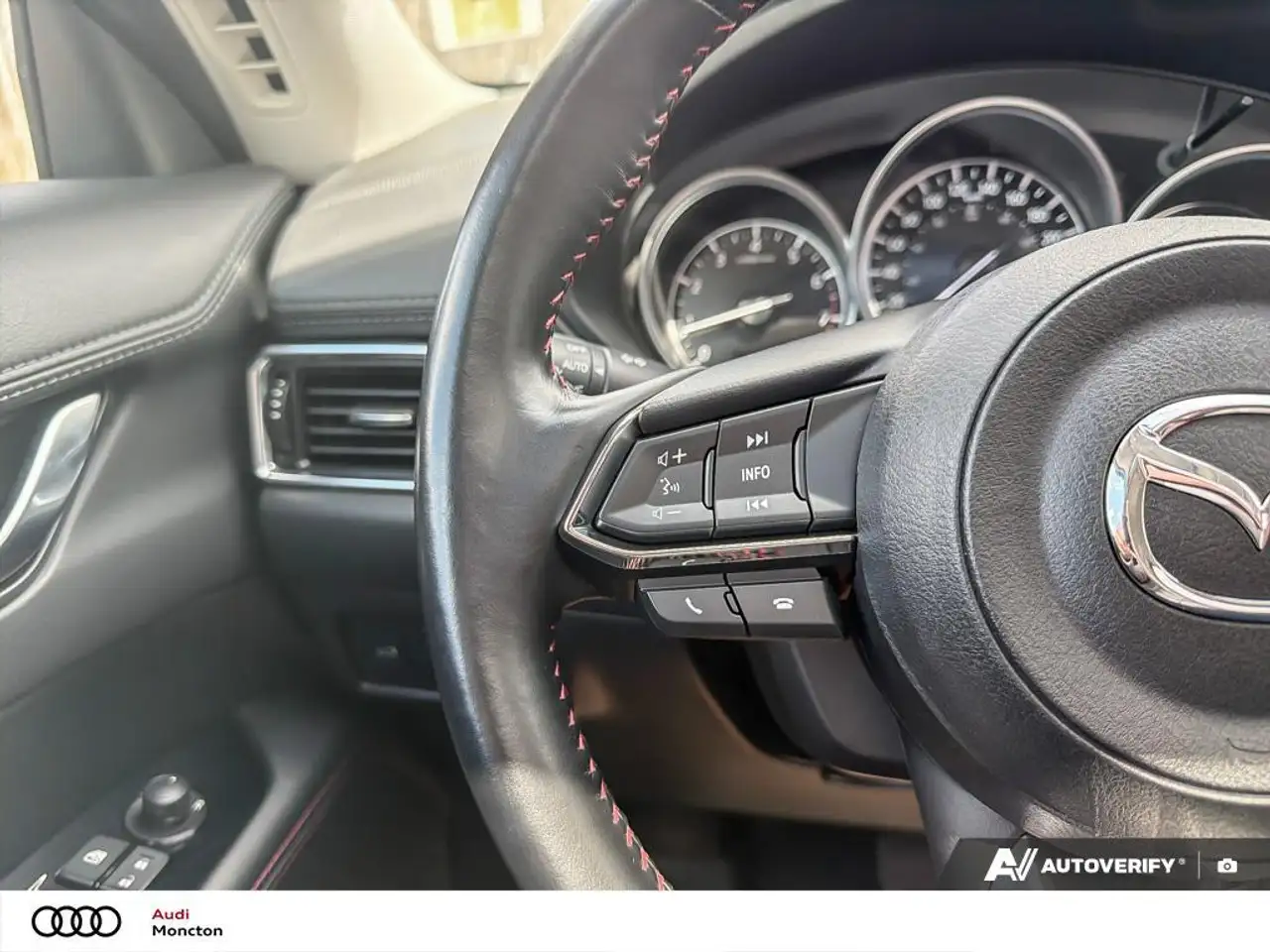 Mazda CX-5 снимка Mazda CX-5