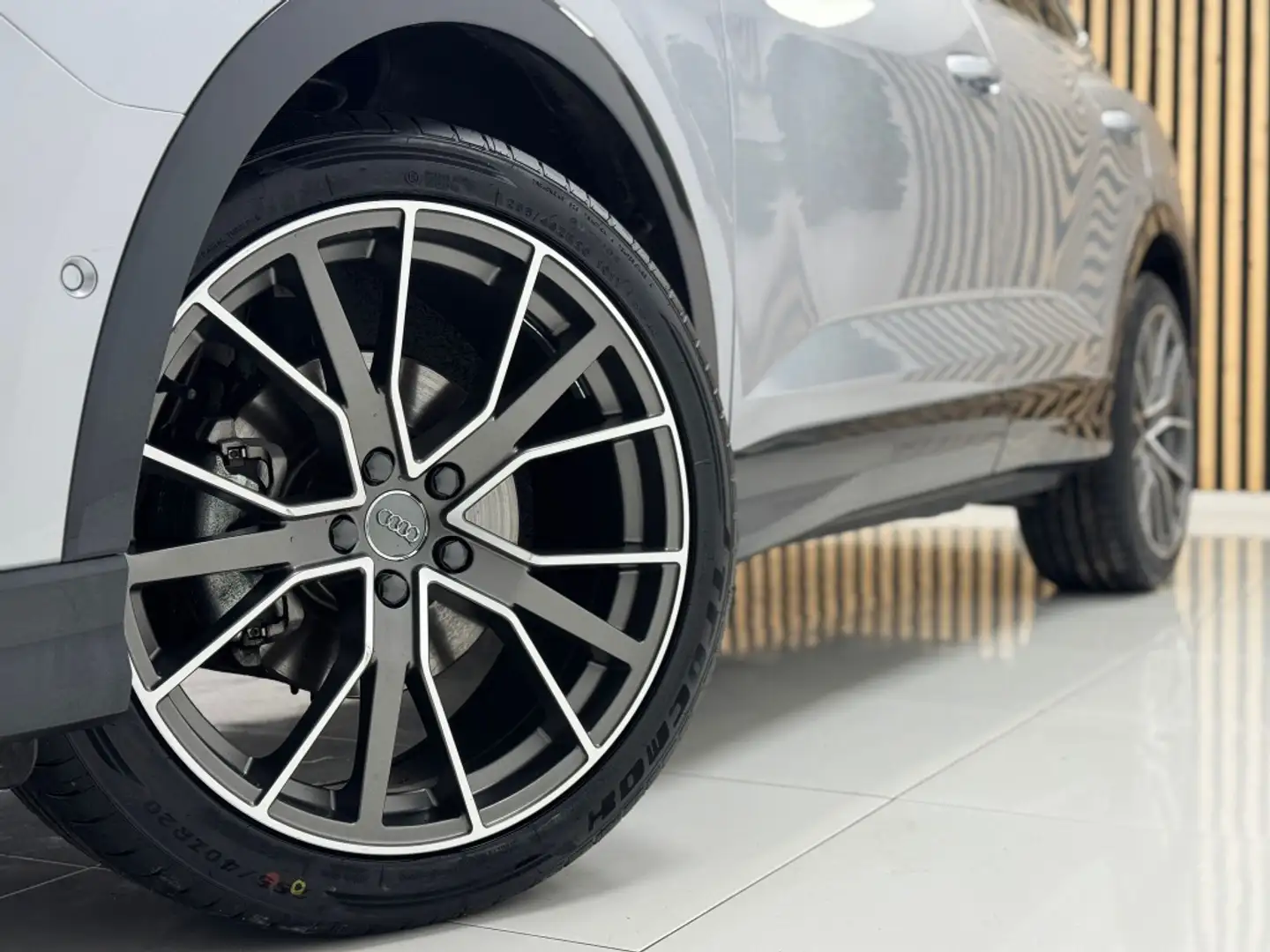Audi Q3 35 TDI S line S tronic 110kW Gris - 2