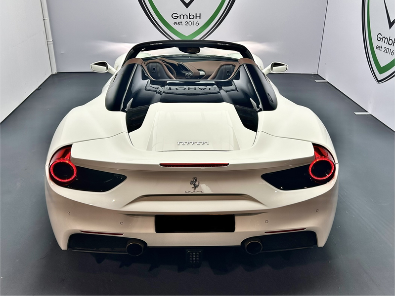 Ferrari 488 Ceramic Lift R.Cam LED Sportsitze — photo 5