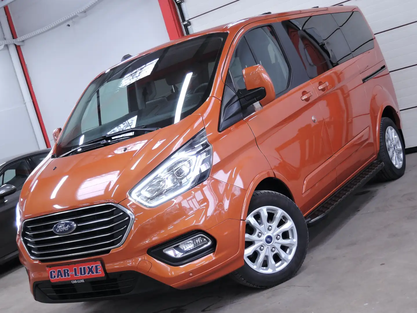 Ford Tourneo Custom 2.O 13OCV  CAMERA LED  VIP 8PLACES Oranje - 1