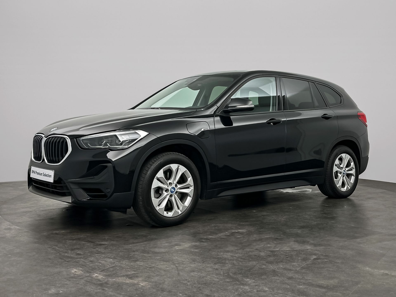 BMW X1 xDrive25e | Trekhaak | Panoramadak | Stoelverwarmi