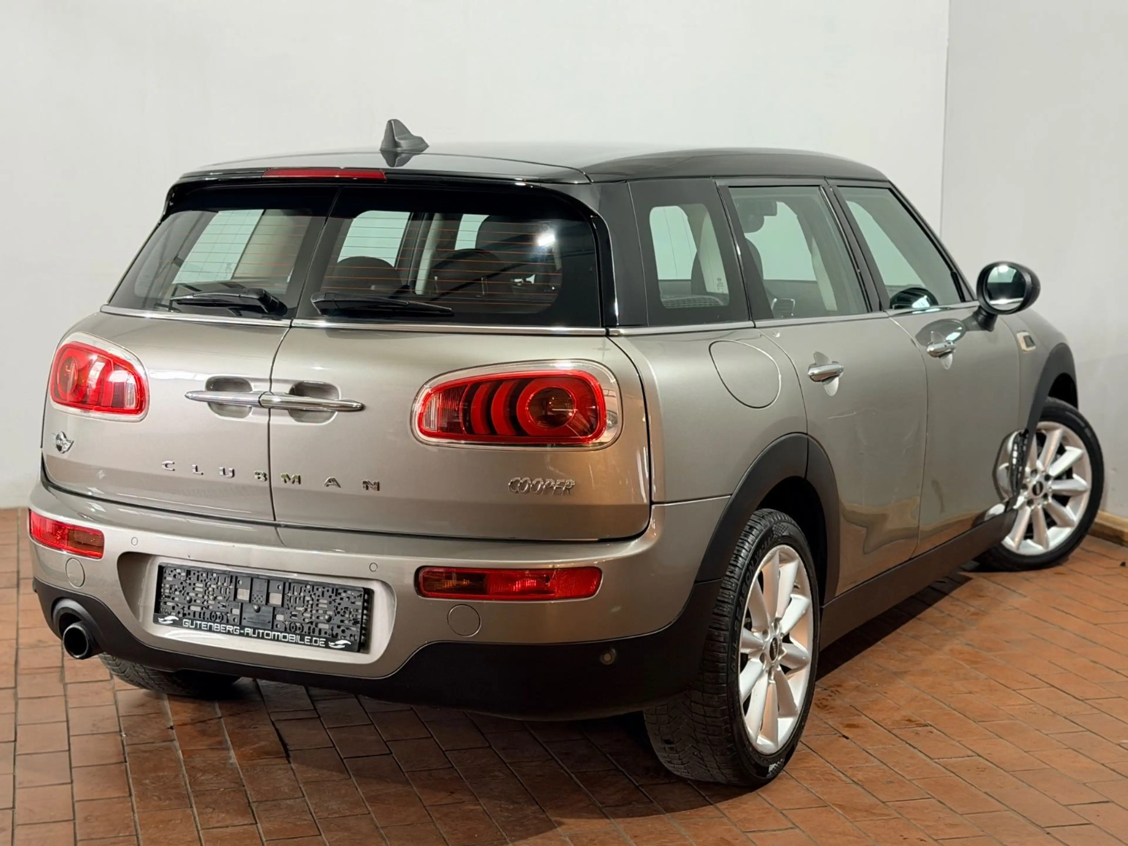 MINI Cooper Clubman Automatik Led Navi Einparkhilfe — photo 11