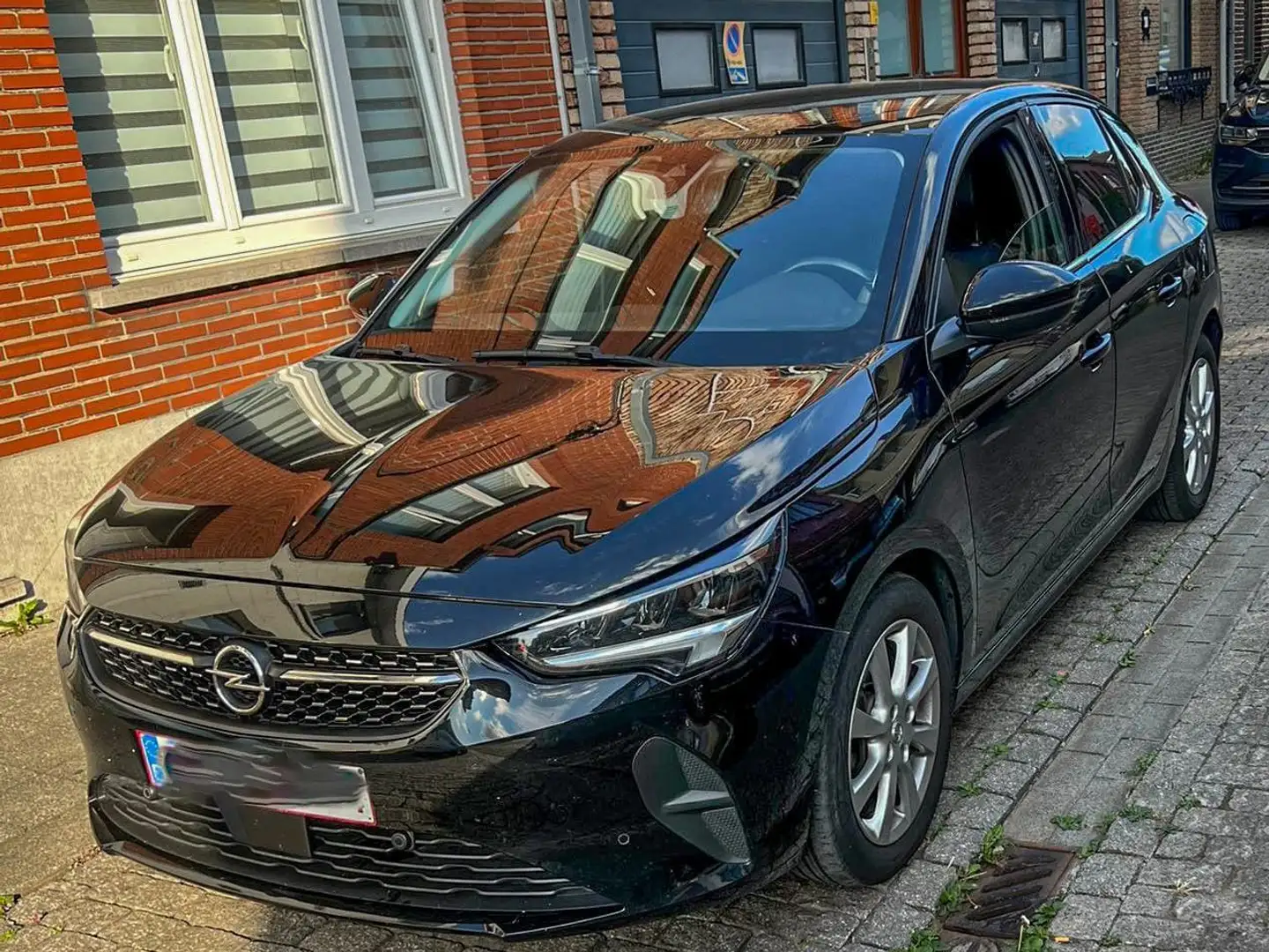 Opel Corsa Corsa 1.5 Diesel Start/Stop GS Line Zwart - 1