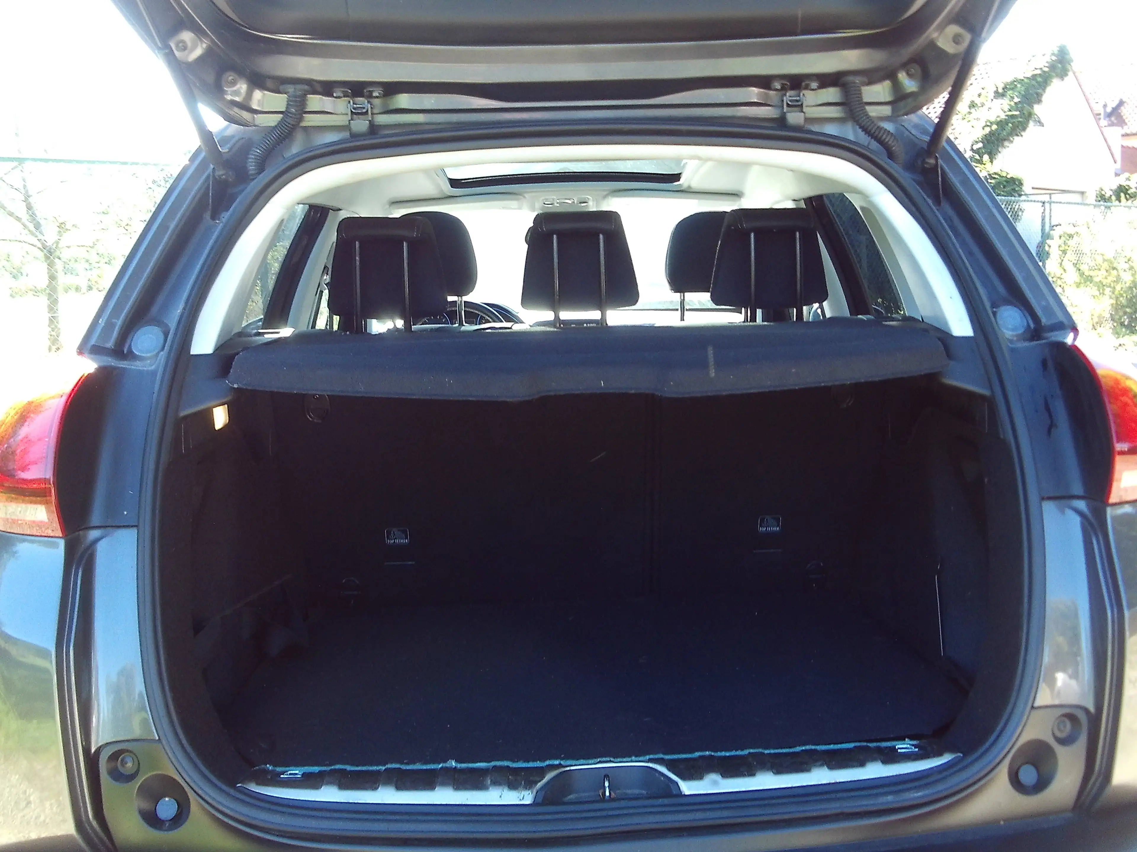 Peugeot 2008 Benzine 60dkm ALLURE S Semi LEDER Camera Pano-Dak full — photo 9