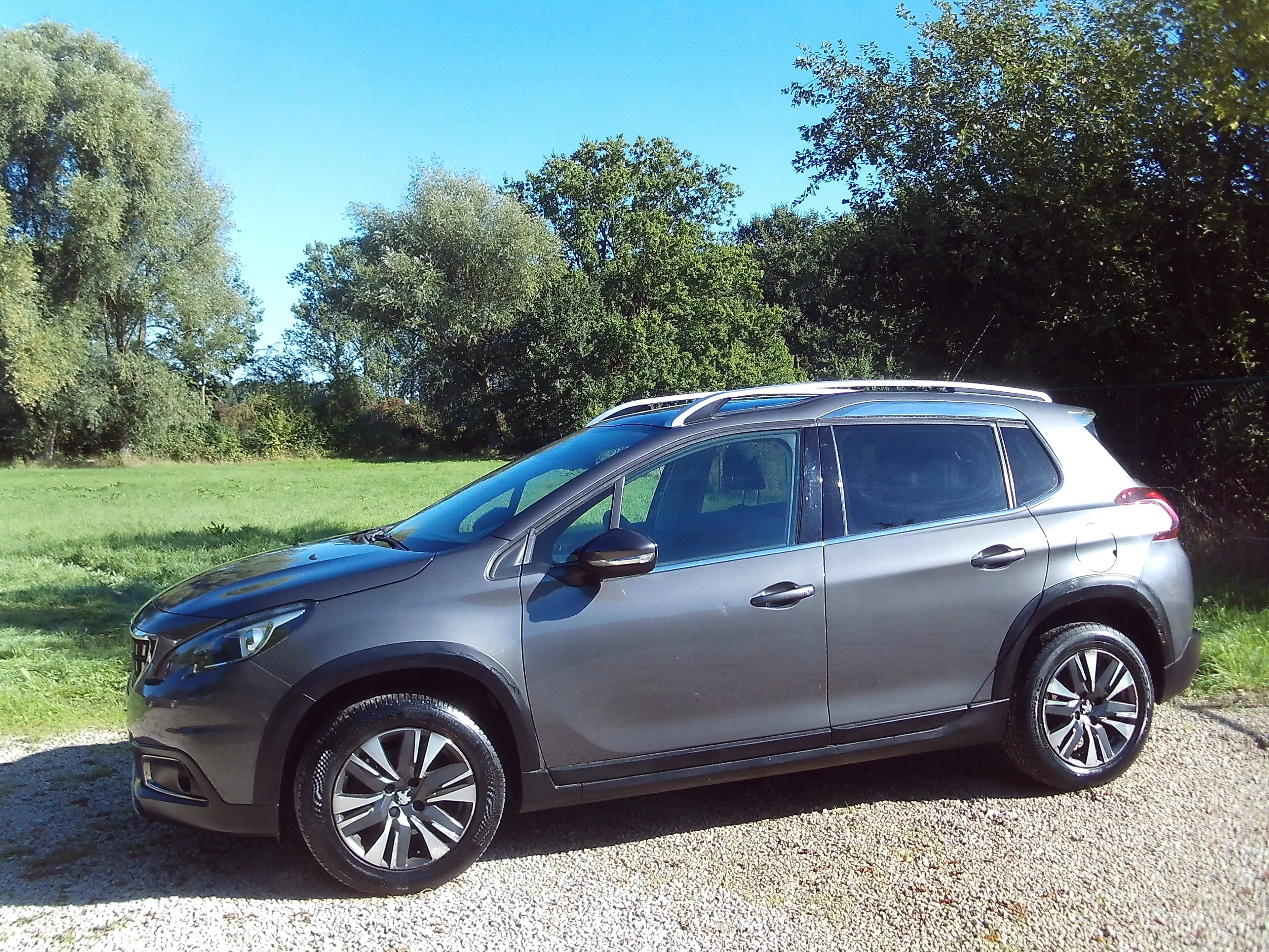 Peugeot 2008 Benzine 60dkm ALLURE S Semi LEDER Camera Pano-Dak full — photo 6