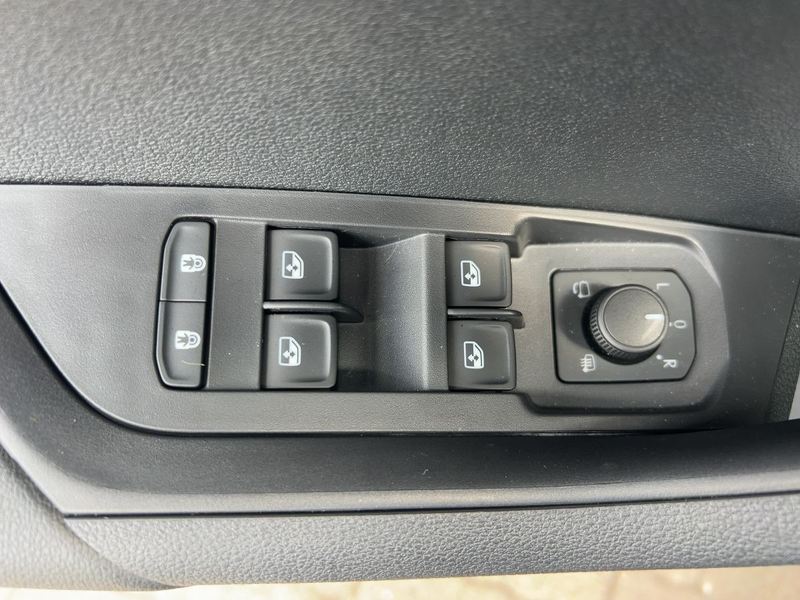 Skoda Karoq 1.5 TSI DSG Balance Sitzhzg LED AHK — photo 14
