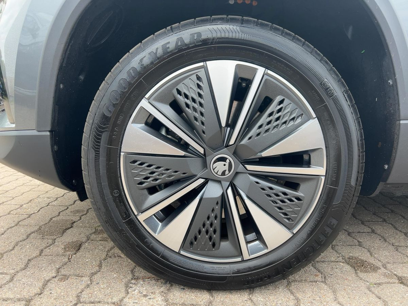 Skoda Karoq 1.5 TSI DSG Balance Sitzhzg LED AHK — photo 11