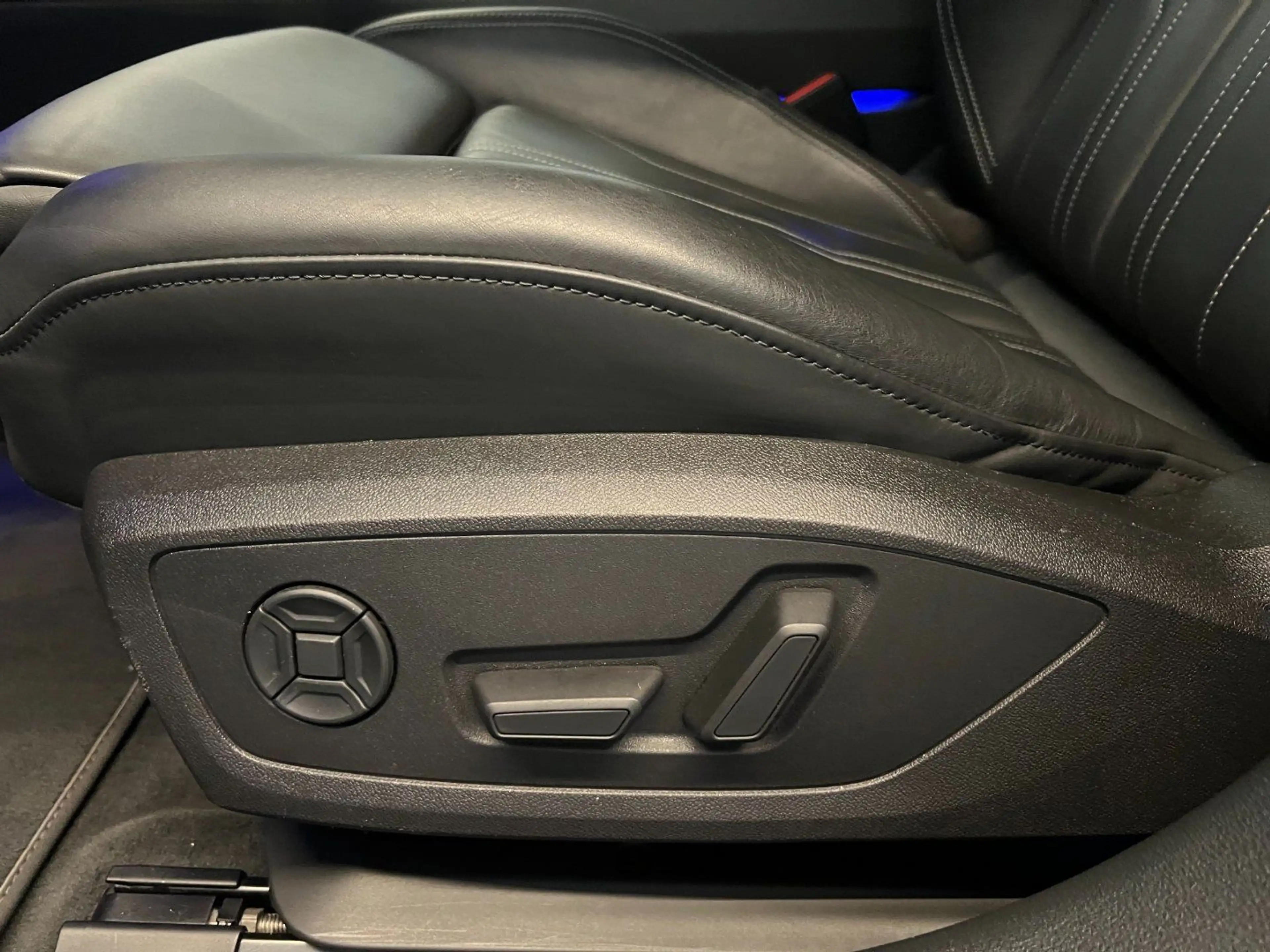 Audi A7 55 TFSI quattro - S Line - Matrix - 360 Kamera - — photo 15