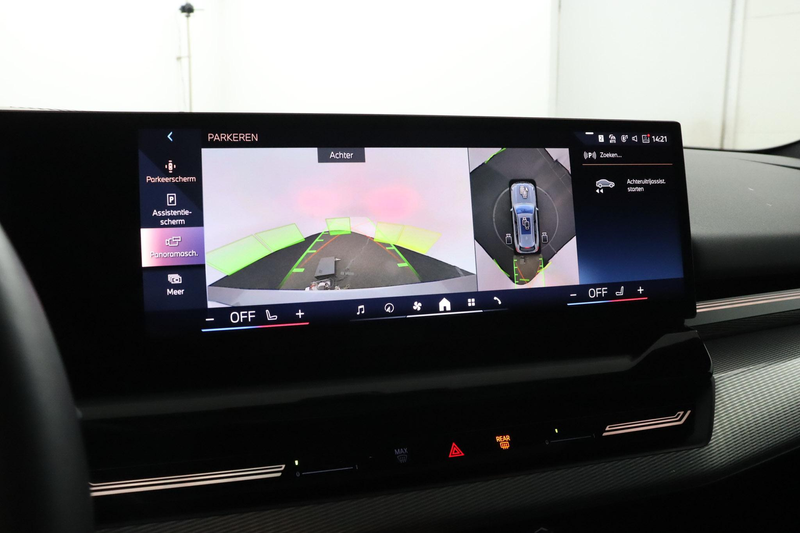 BMW 530 5-serie Touring 530e M sport Pro | Glazen Panorama — photo 11