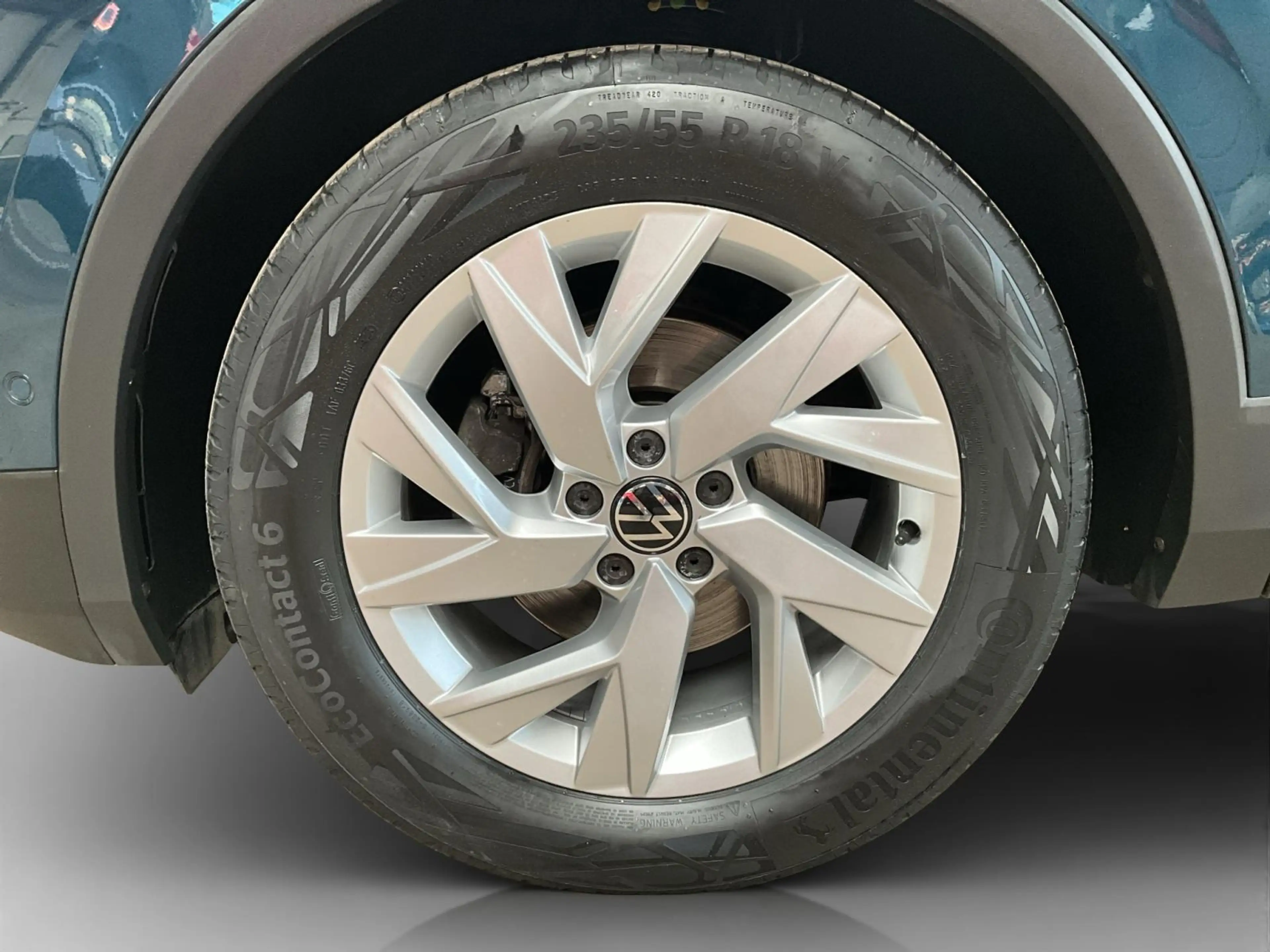 Volkswagen Tiguan Elegance+DSG+P.Aide+Led+Navi — photo 8