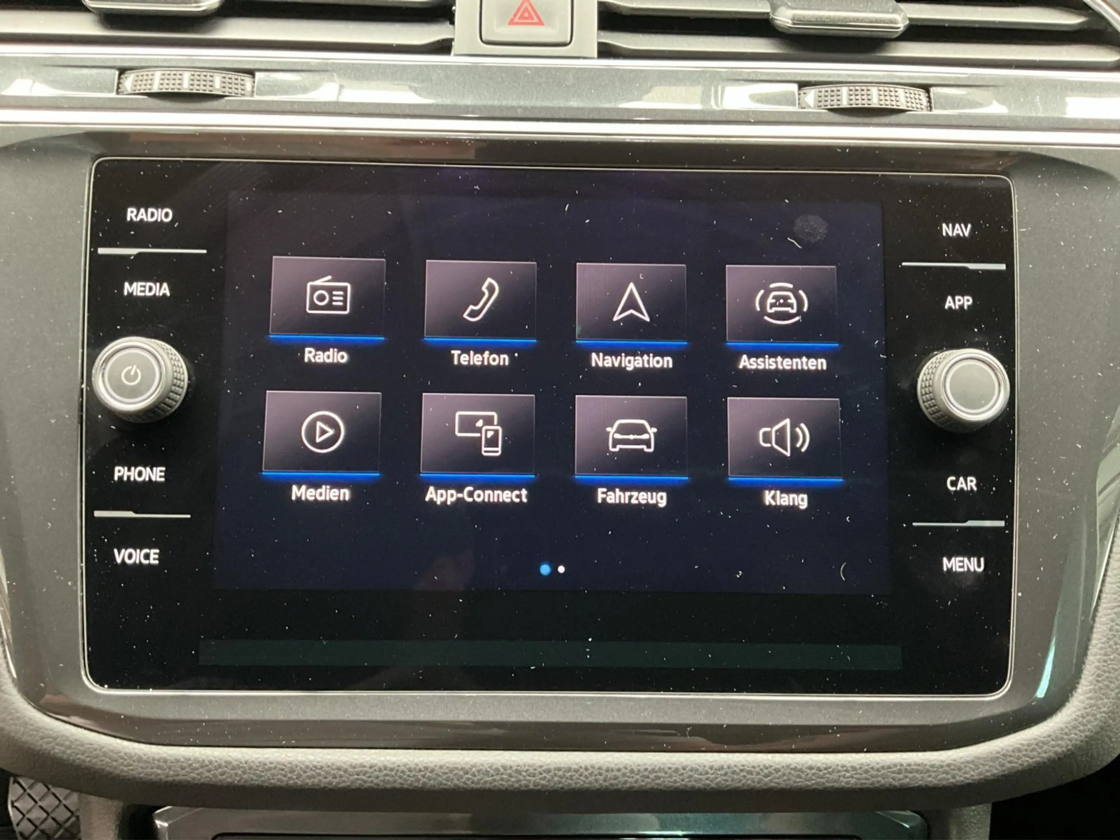 Volkswagen Tiguan Elegance+DSG+P.Aide+Led+Navi — photo 13