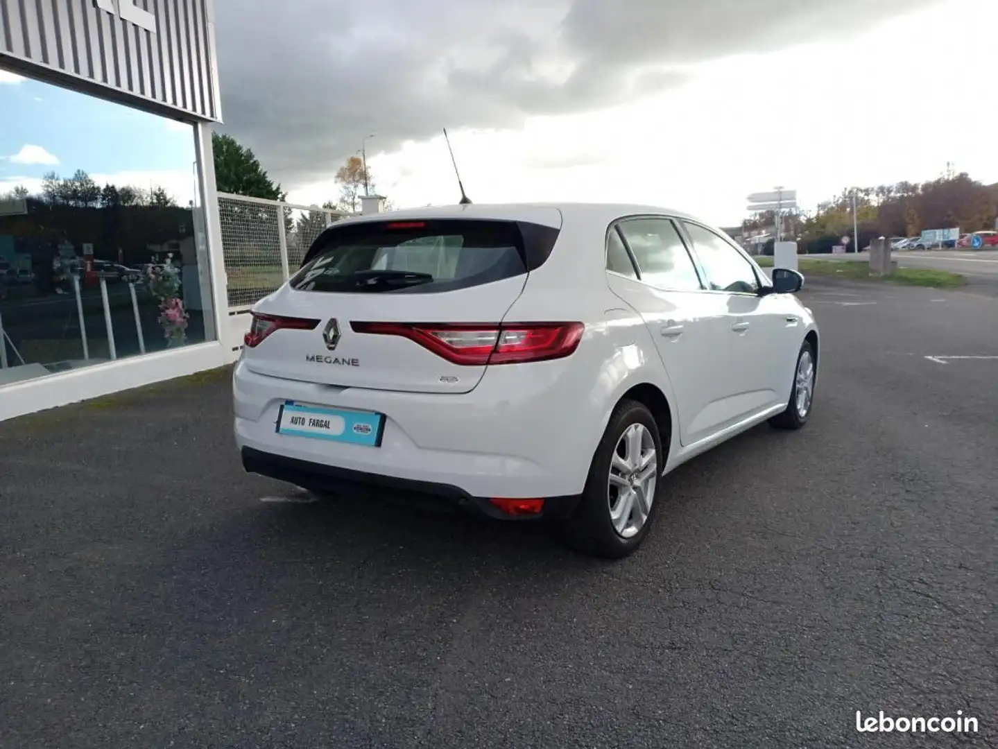 Renault Megane Mégane IV BUSINESS Berline Blue dCi 115 Blanc - 2