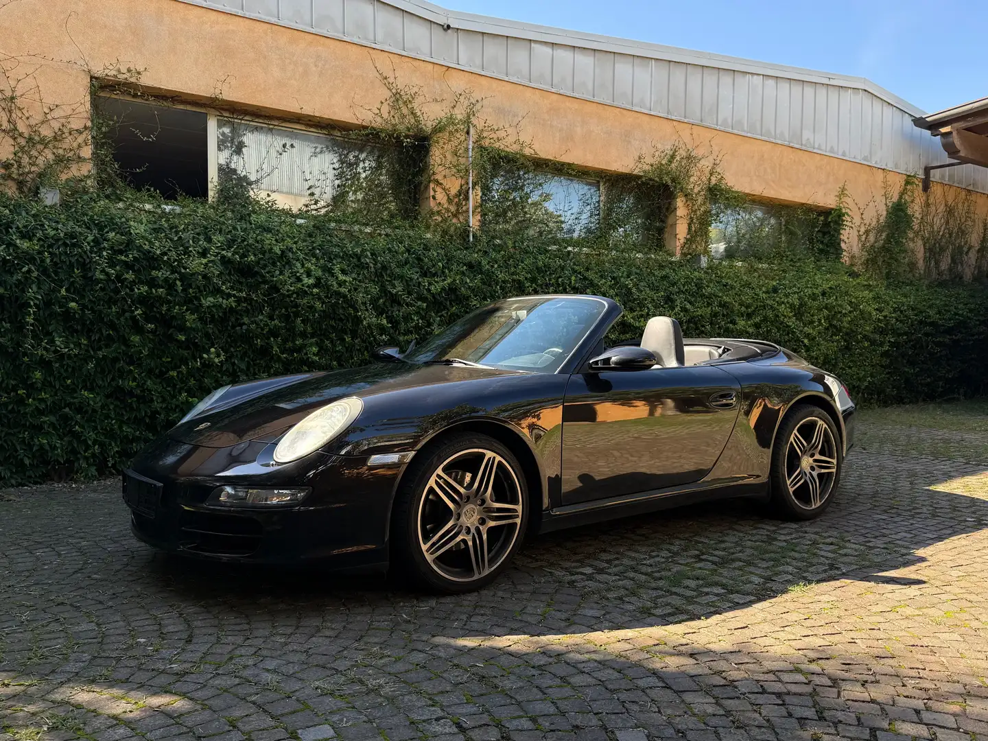 Porsche 997 cabrio MANUALE 2005/ASI Schwarz - 1