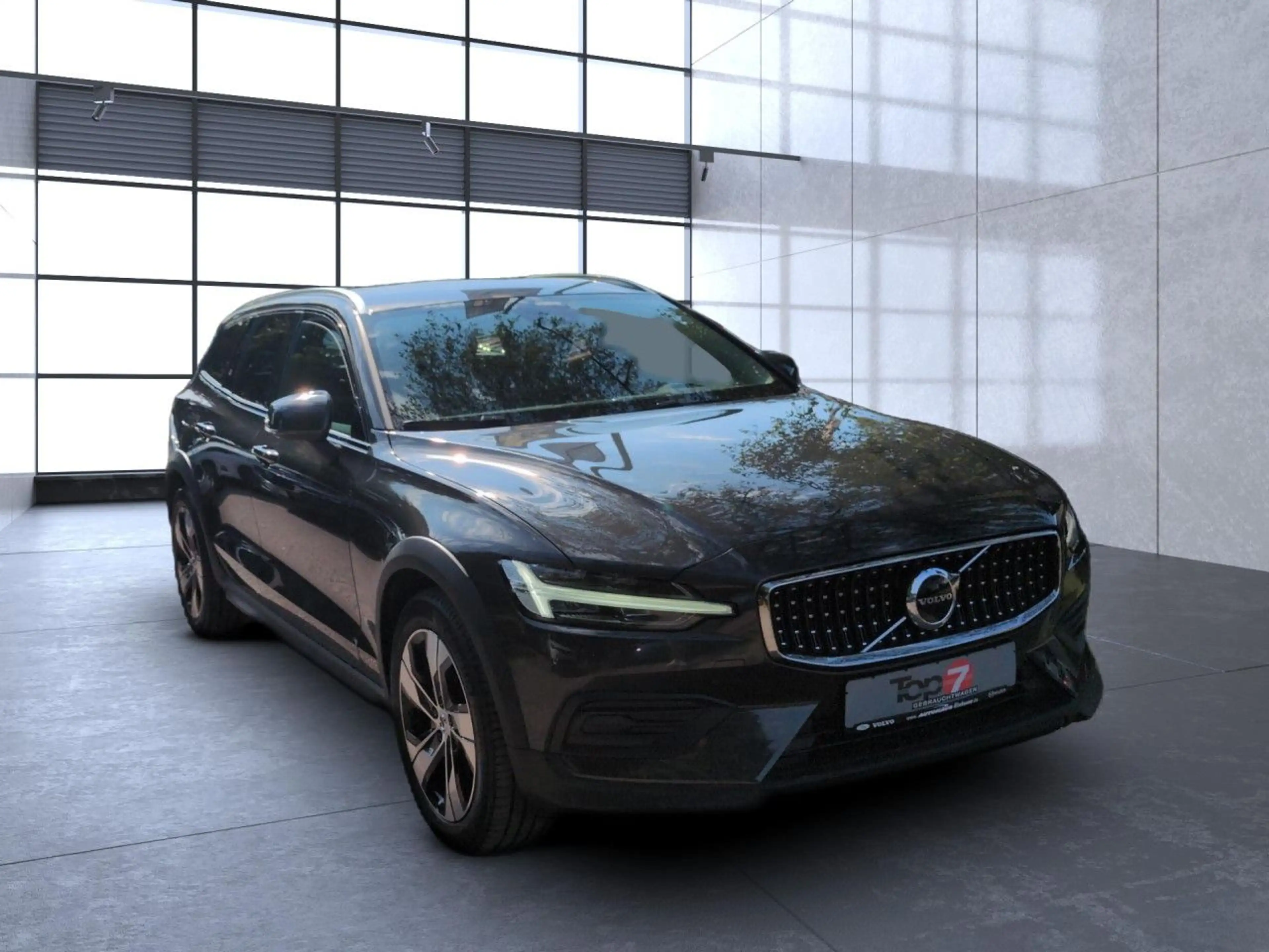 Volvo V60 Cross Country B4 (Diesel) Plus AWD Automatik — photo 5