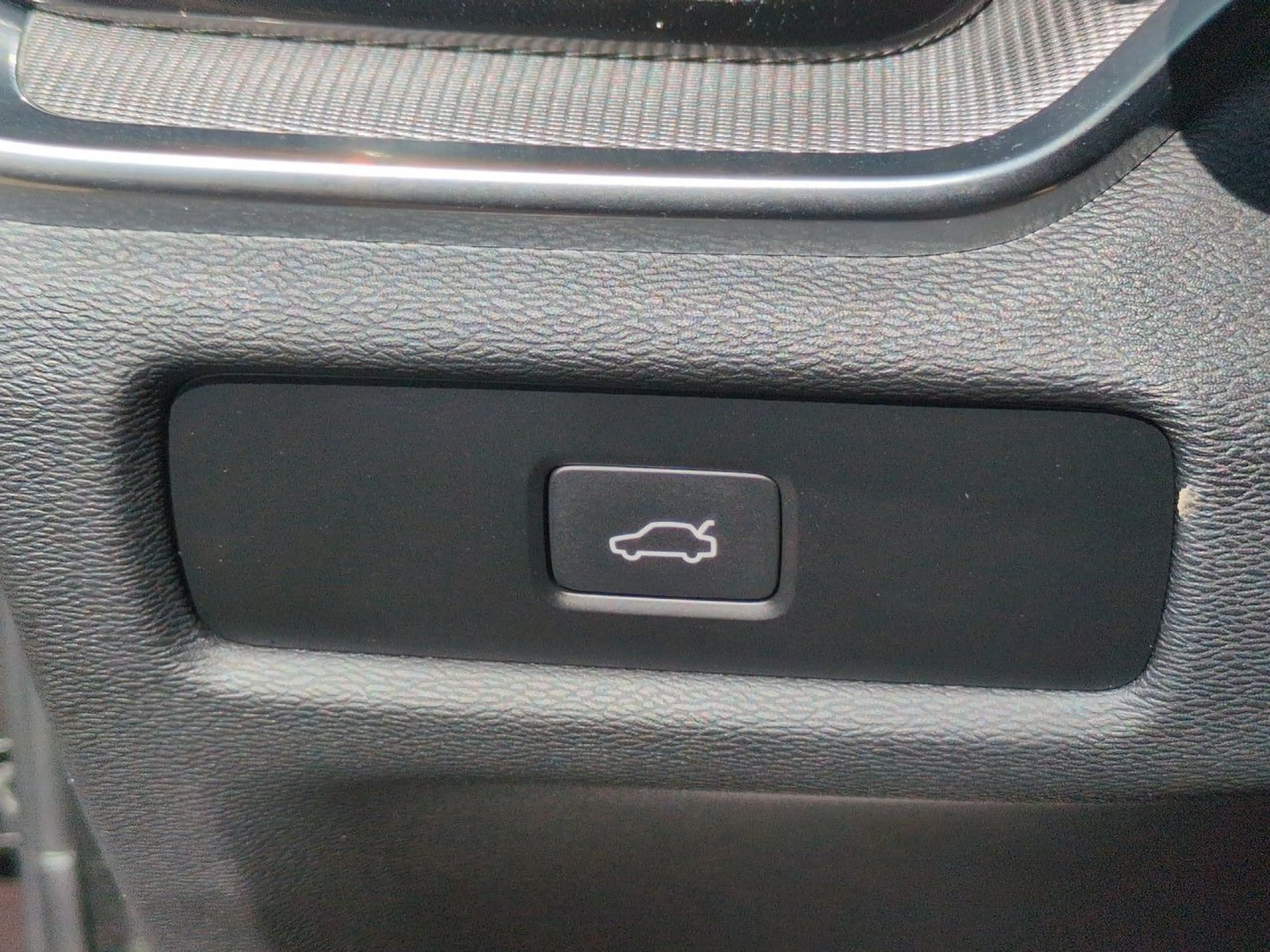 Volvo V60 Cross Country B4 (Diesel) Plus AWD Automatik — photo 13