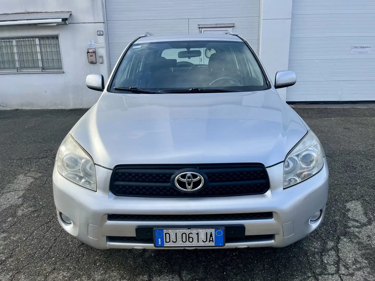 Toyota RAV 4 RAV4 2.2 d-4d Luxury 136cv 4x4 Perfetta - 2