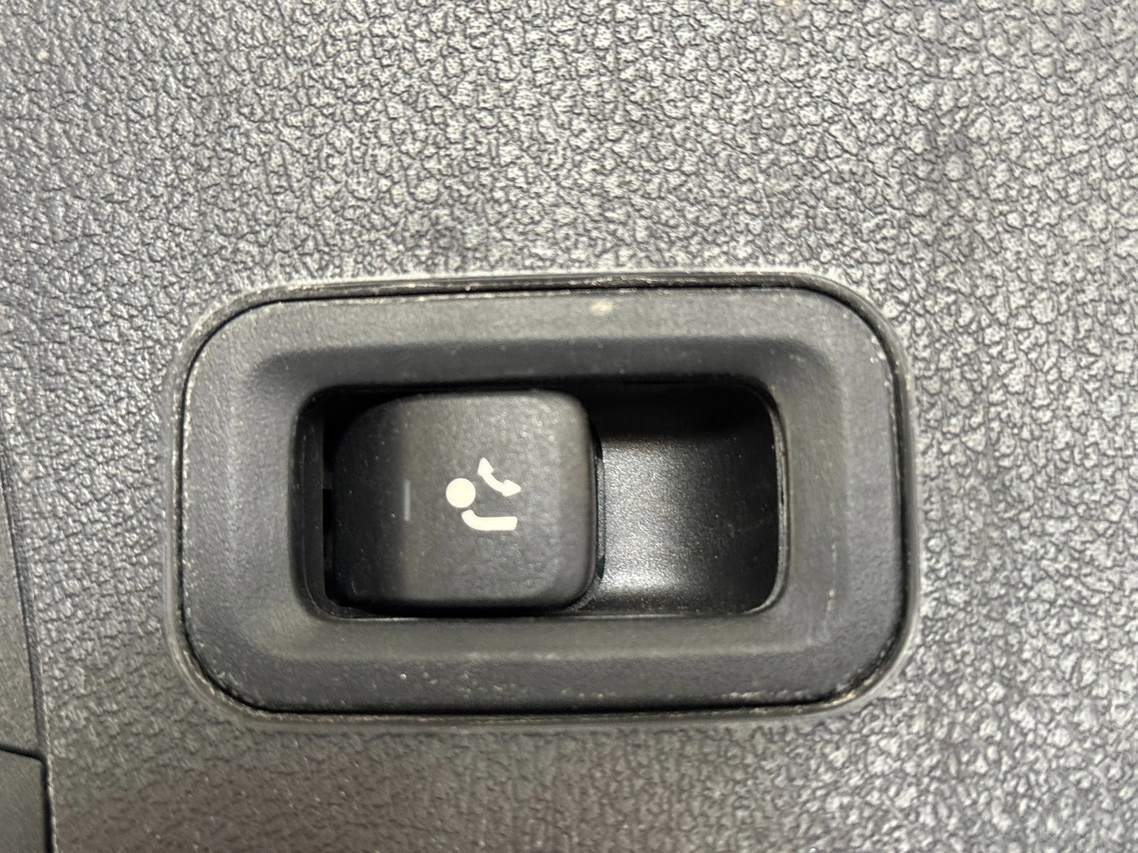 Mercedes-Benz CLA 220 d 4Matic AUT. AHK Kamera — photo 7