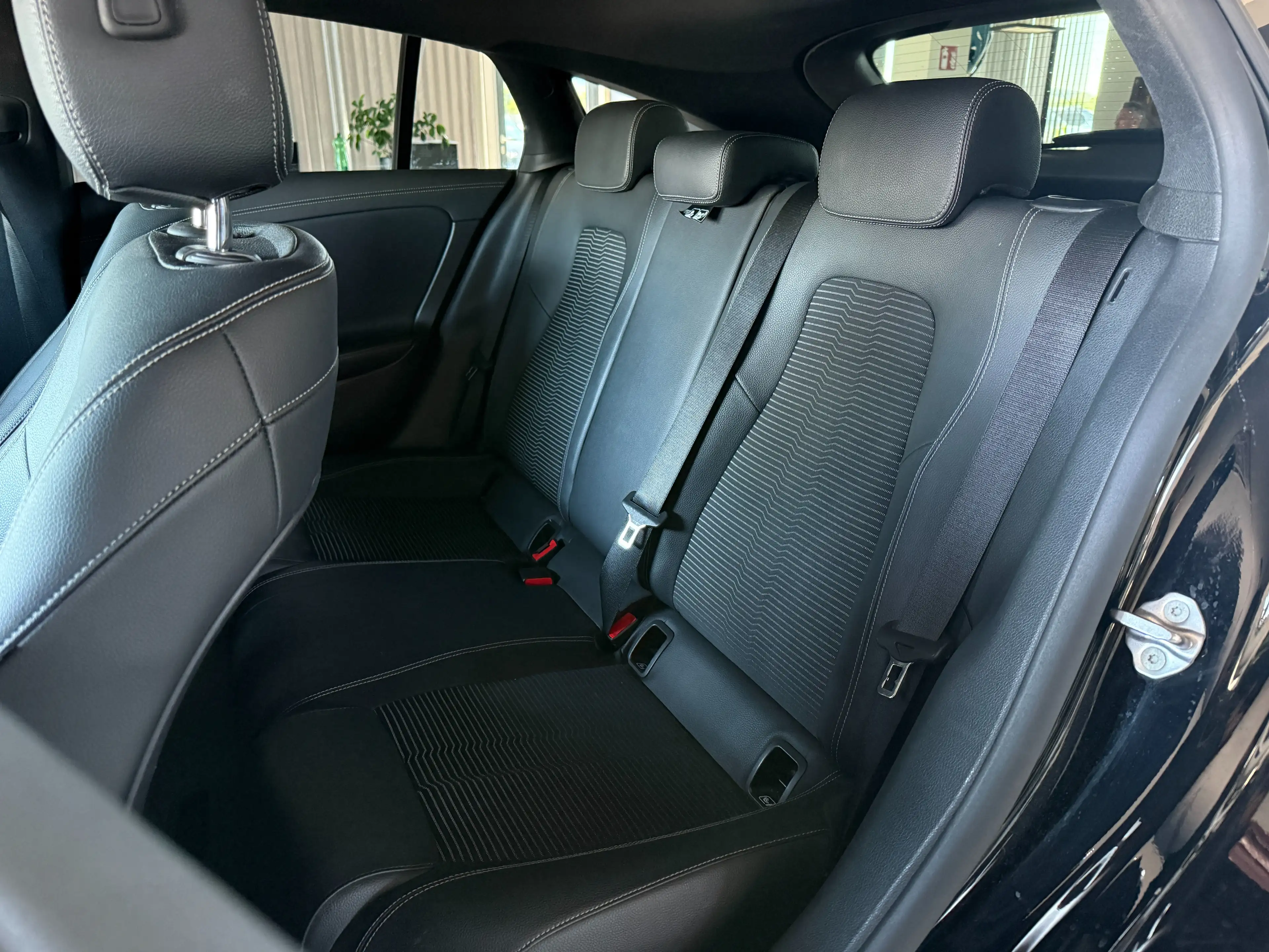 Mercedes-Benz CLA 220 d 4Matic AUT. AHK Kamera — photo 12