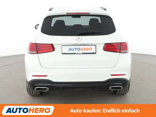 Mercedes-Benz GLC view 5