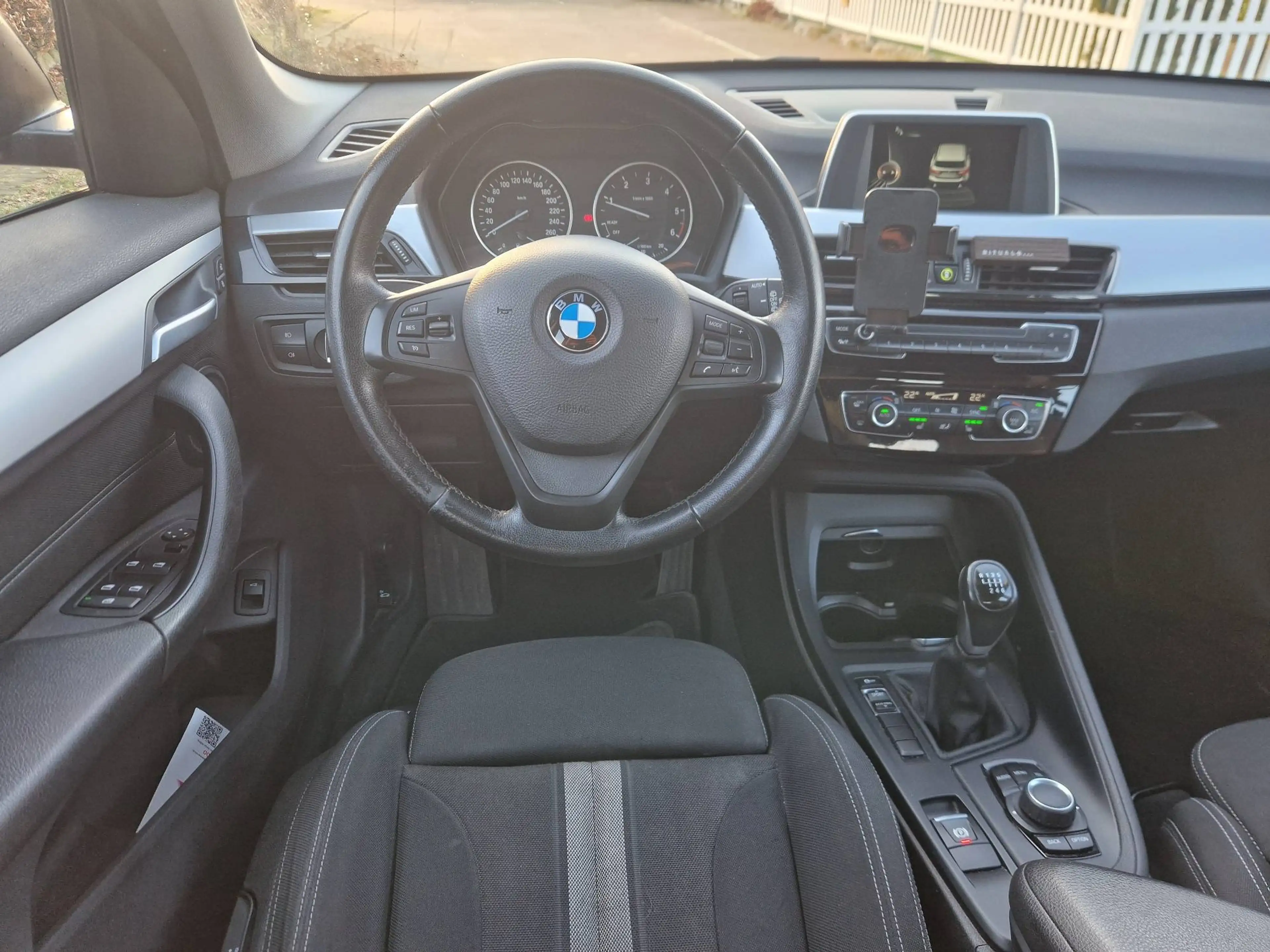 BMW X1 sDrive 18d Advantage *Klima*SHZ*17"*PDC* — photo 14