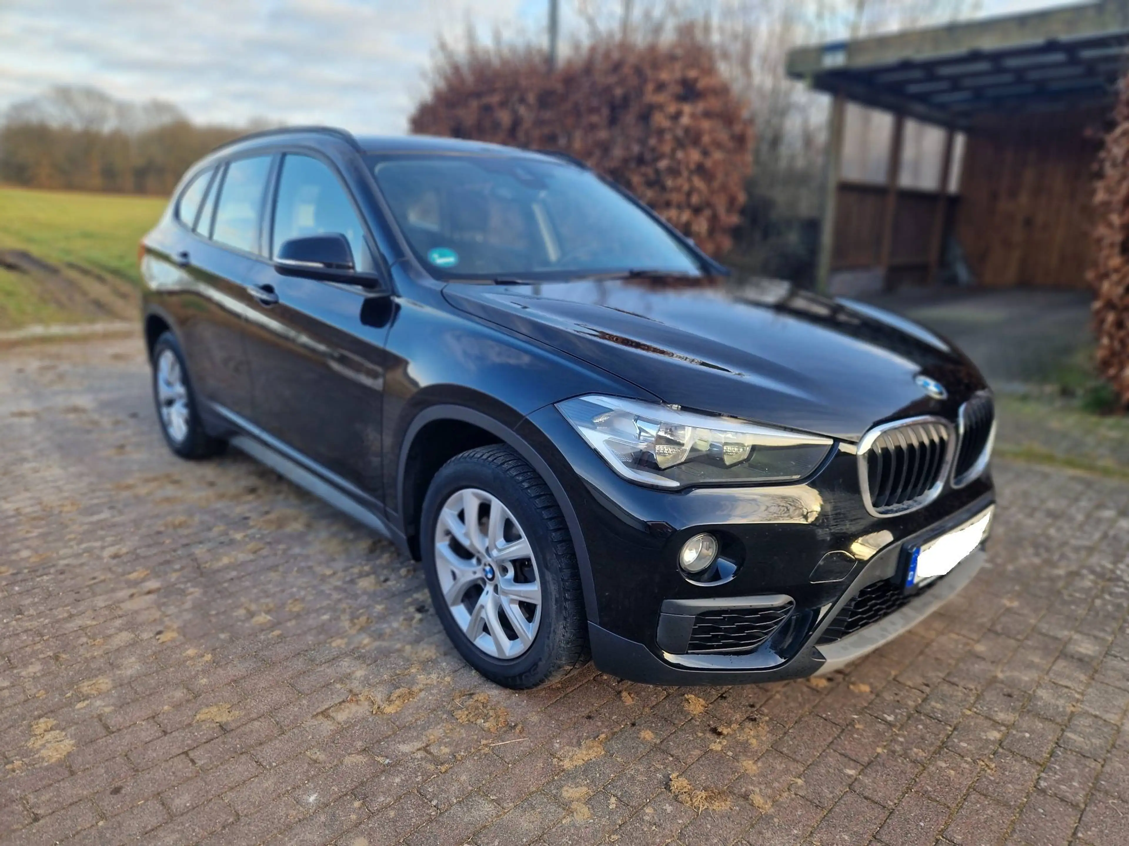 BMW X1 sDrive 18d Advantage *Klima*SHZ*17"*PDC* — photo 9