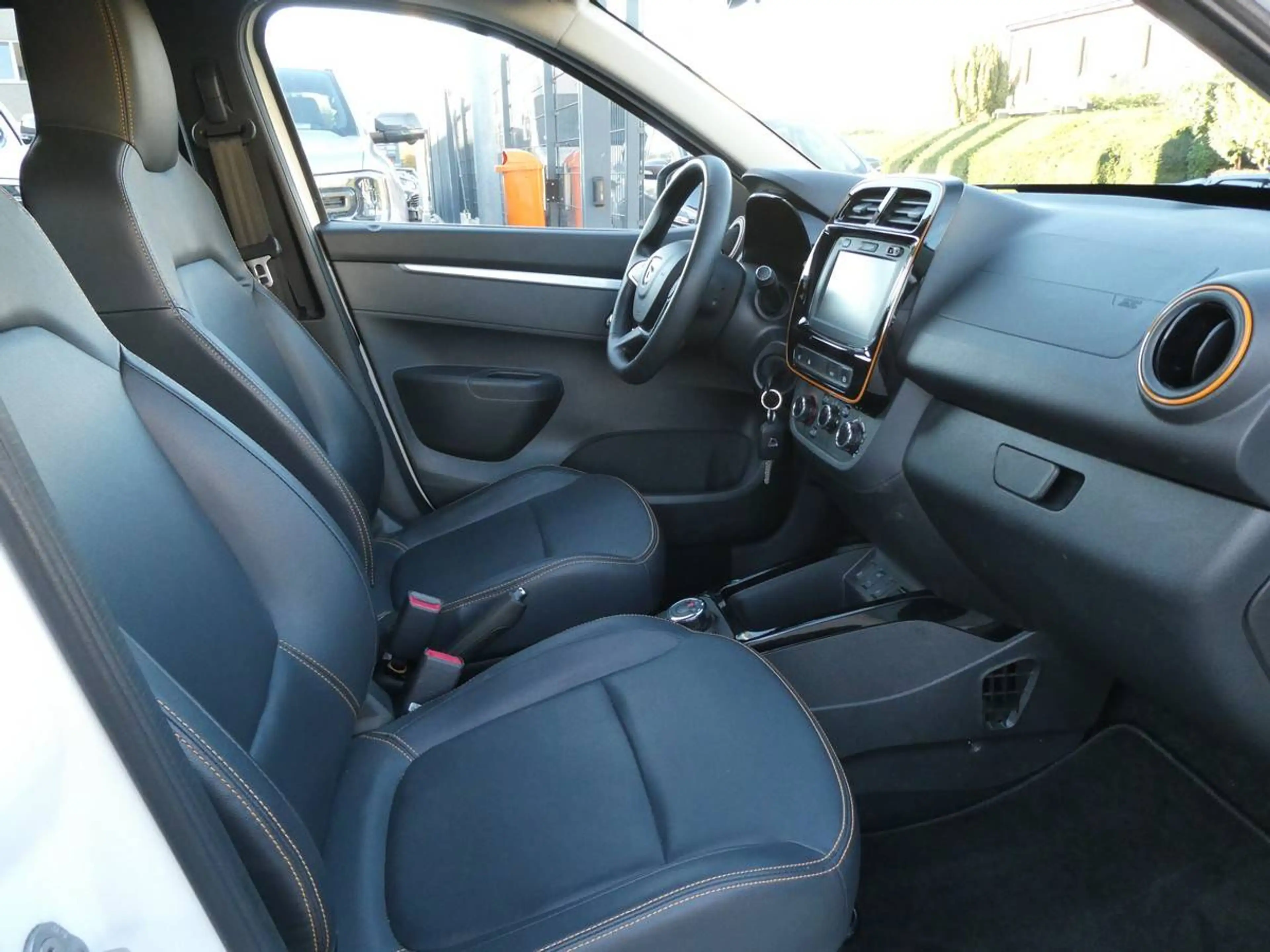 Dacia Spring Electric 45pk Automaat Camera Leder '22 34000km (56946) — photo 13