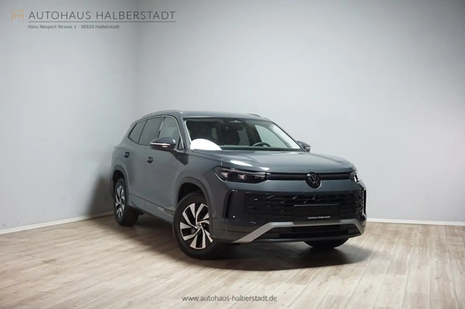 Volkswagen Tayron 1.5 eTSI Life AHK/LED/Keyless/Kamera/Park Grau - 1