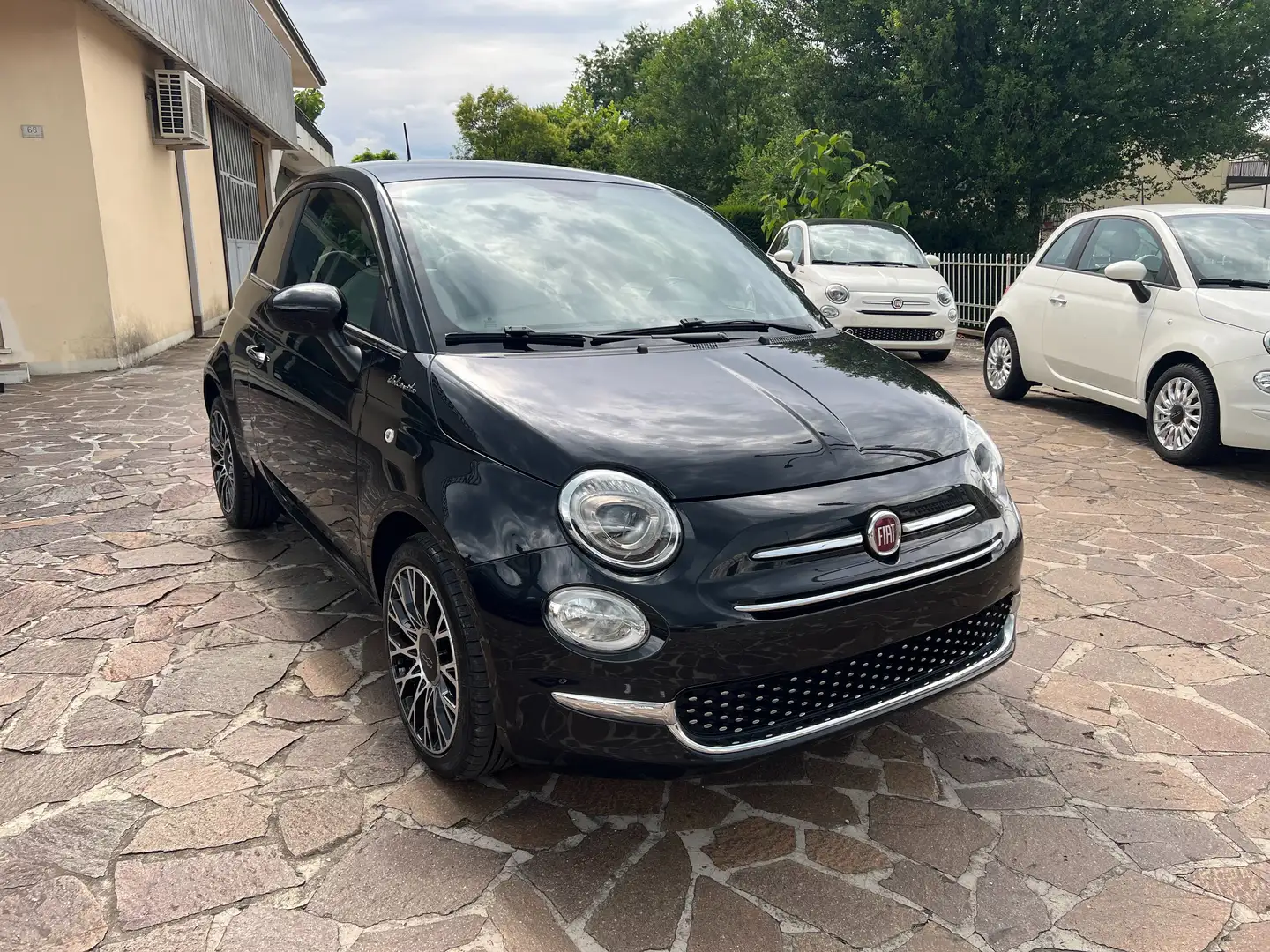 Fiat 500 1.0 Hybrid Dolcevita Nero - 1