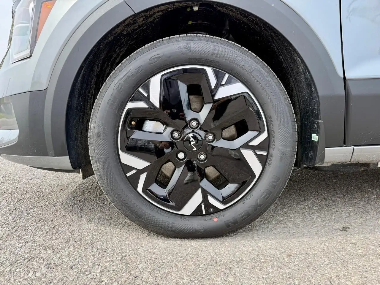 Kia Niro снимка Kia Niro