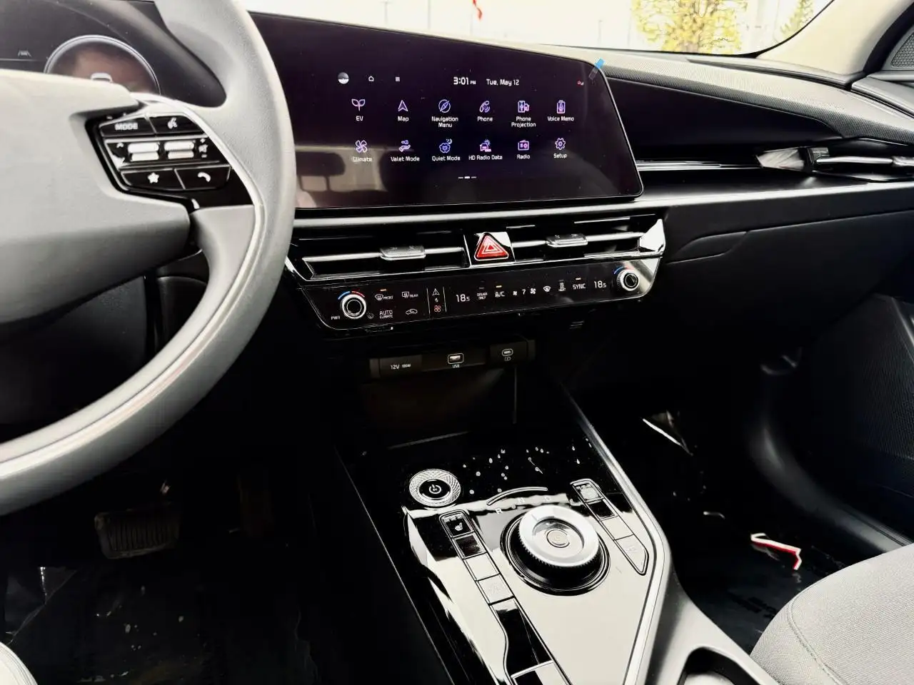 Kia Niro снимка Kia Niro