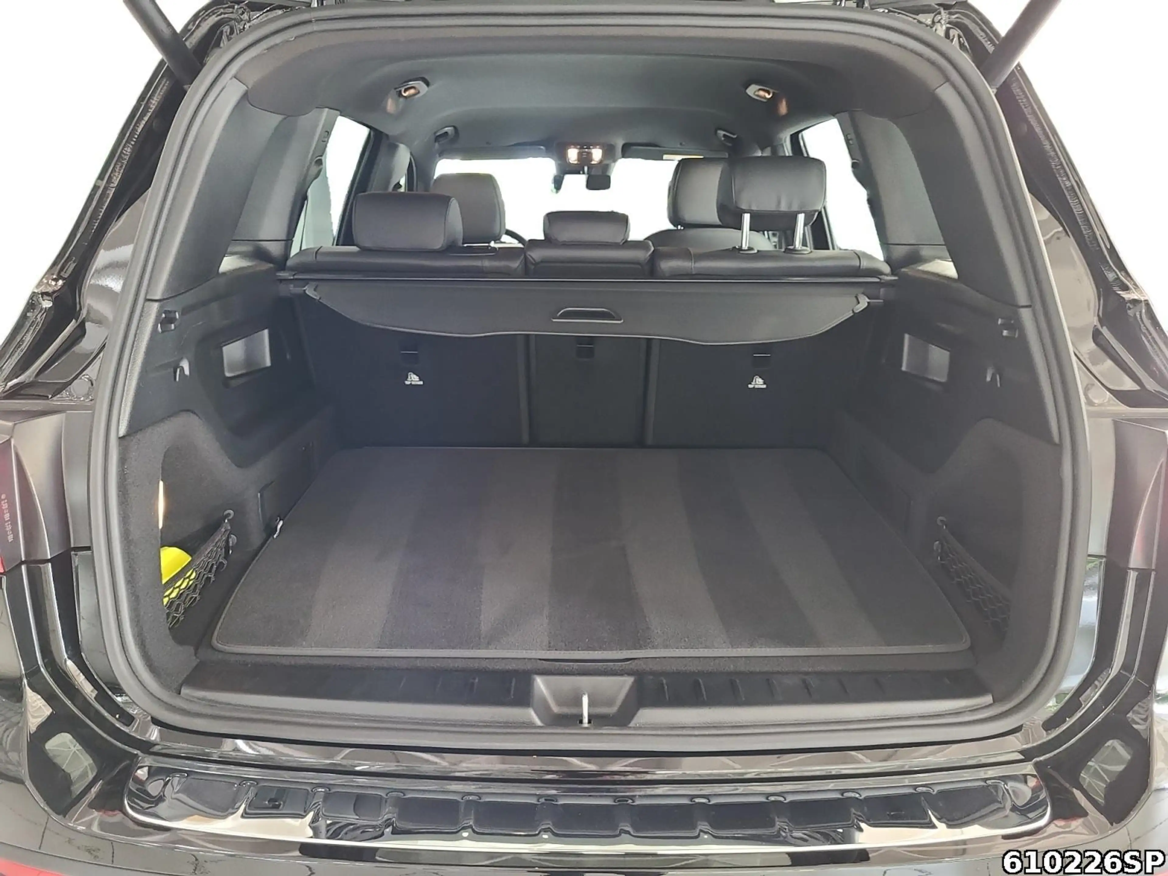 Mercedes-Benz GLB 200 Progressive AHK Distronic Kamera Keyless — photo 6