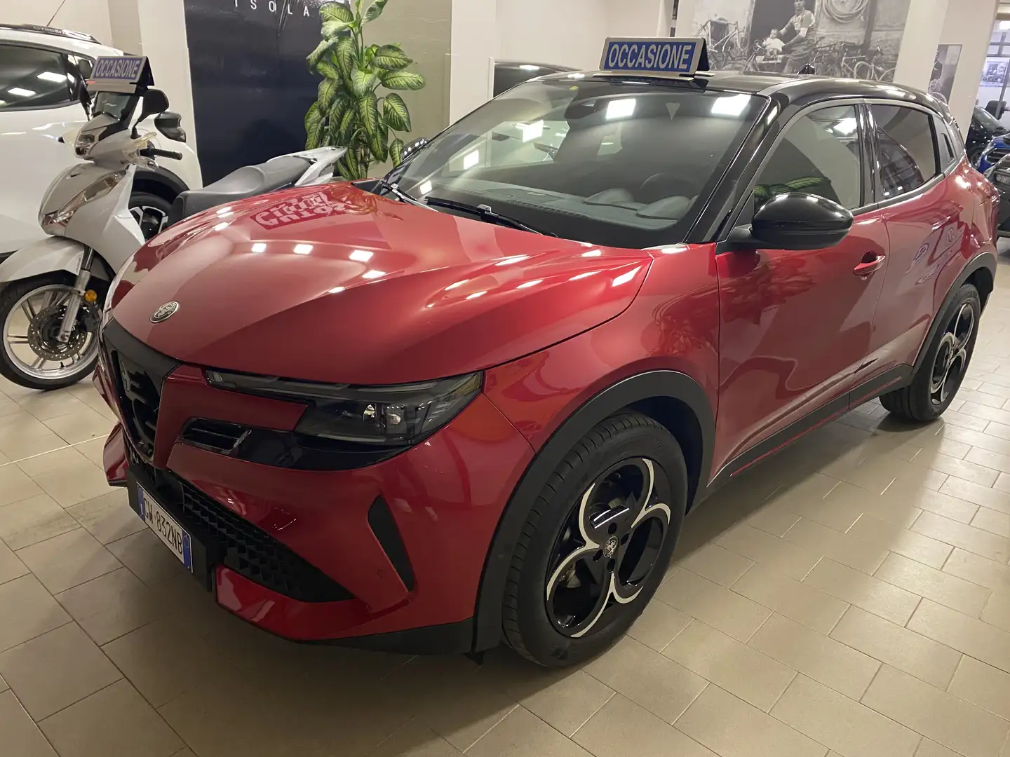 Alfa Romeo Junior 1.2 ibrida Speciale 145cv edct6 Rosso - 2