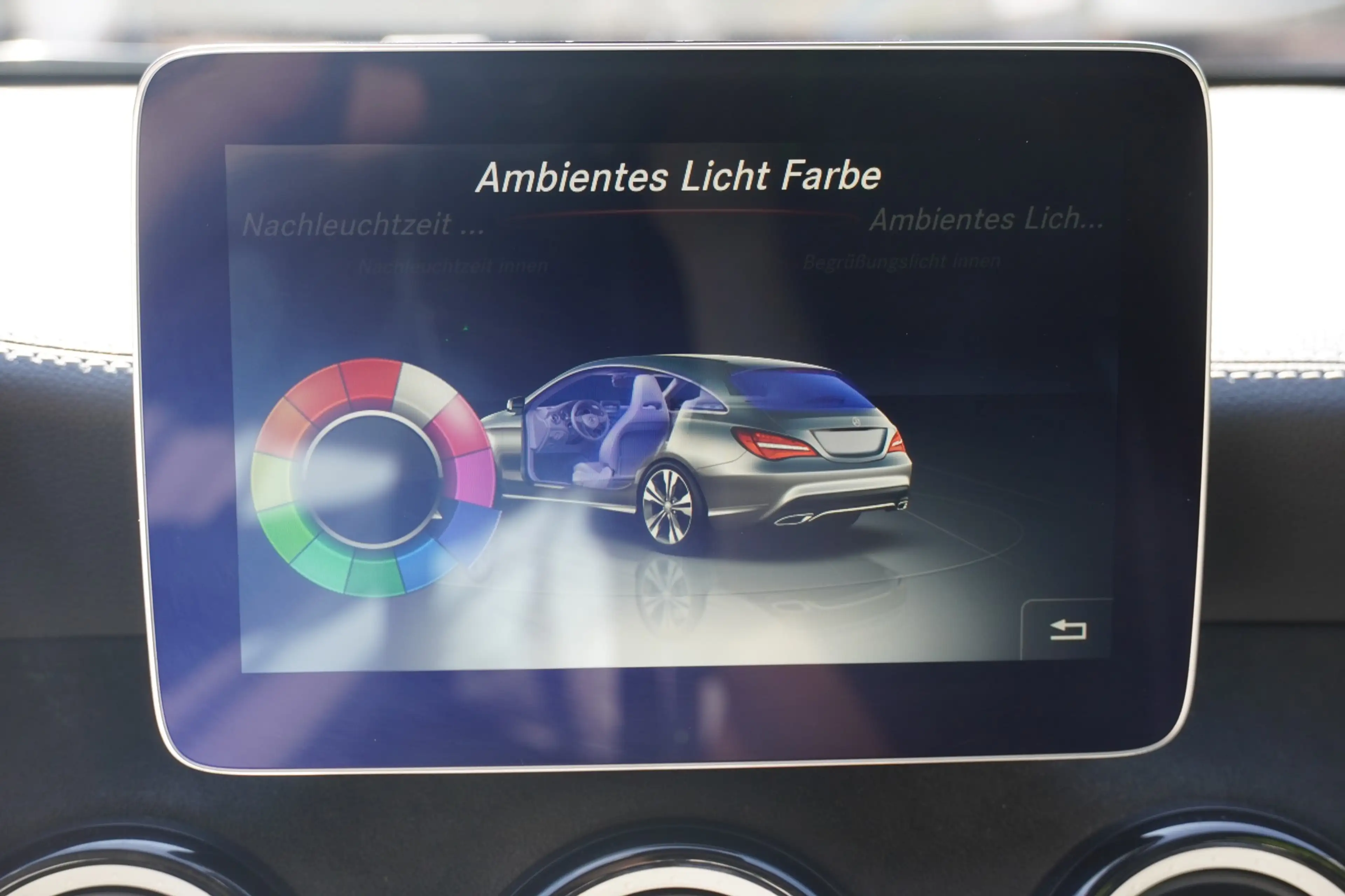 Mercedes-Benz CLA 220 4Matic AMG Line LED AHK Tempomat Navi — photo 10