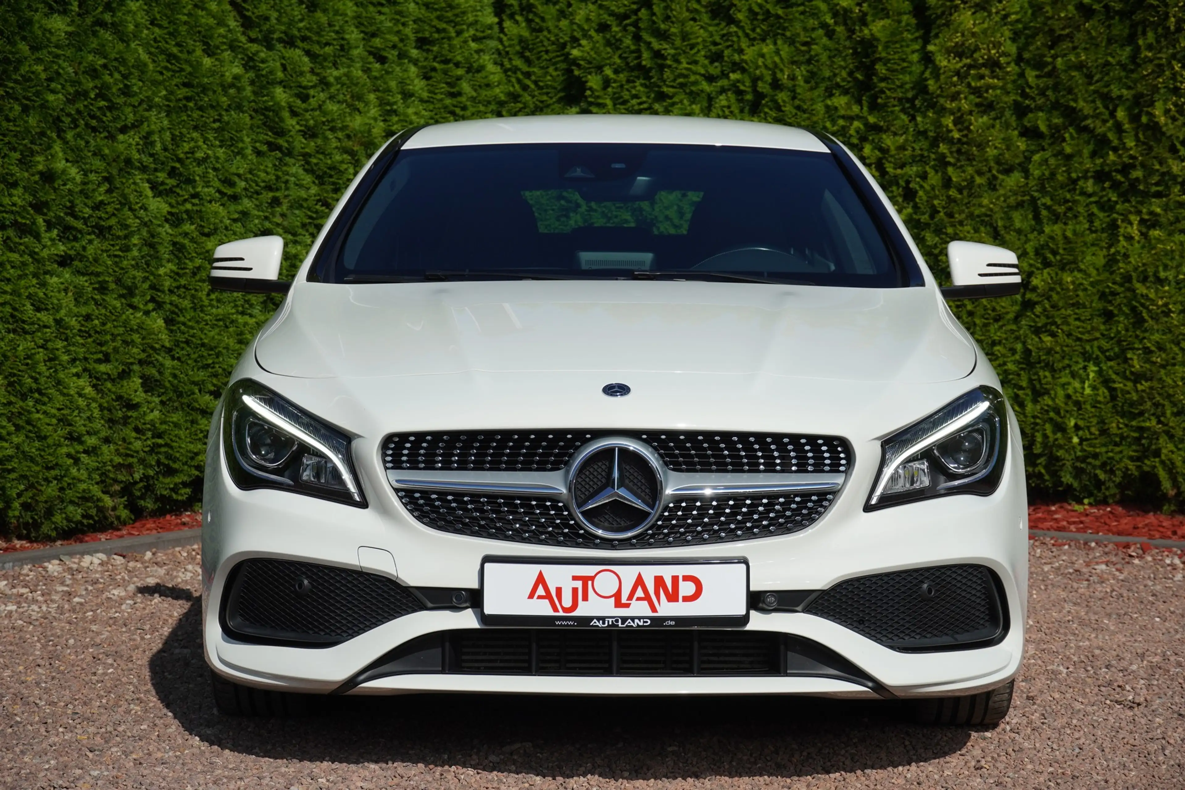 Mercedes-Benz CLA 220 4Matic AMG Line LED AHK Tempomat Navi — photo 3