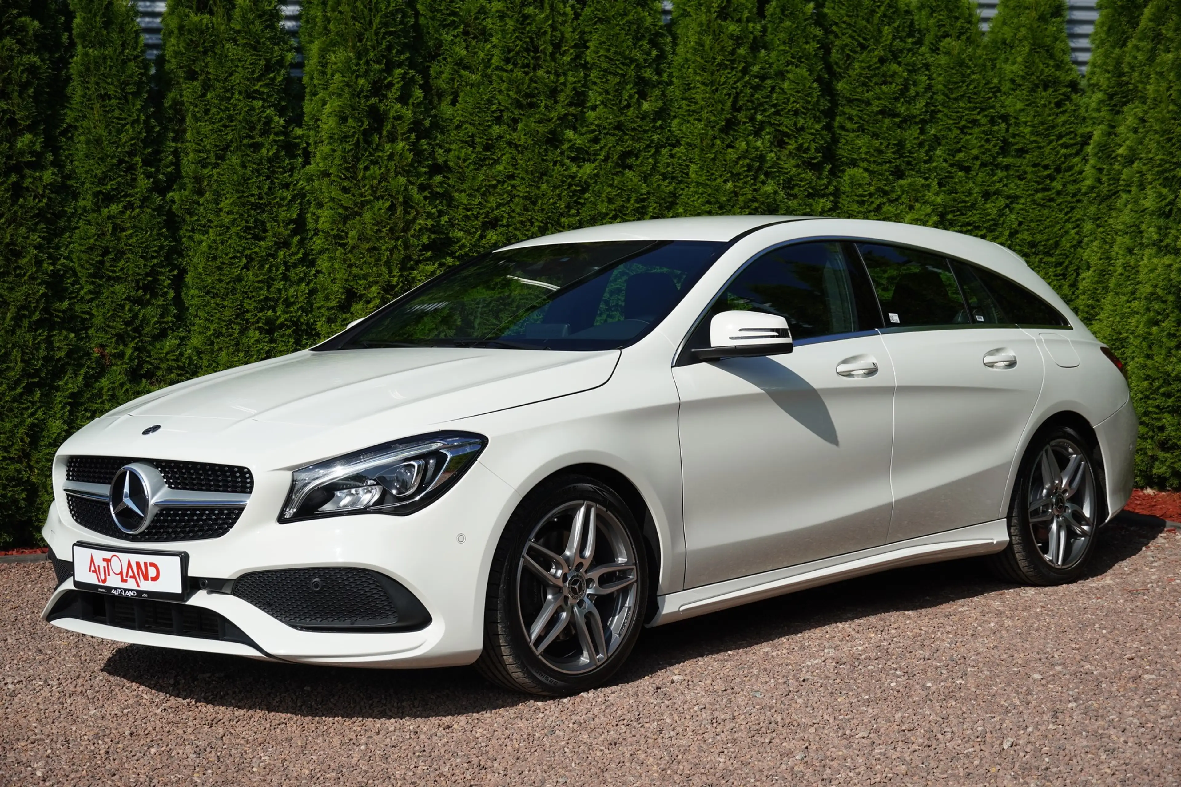Mercedes-Benz CLA 220 4Matic AMG Line LED AHK Tempomat Navi — photo 2