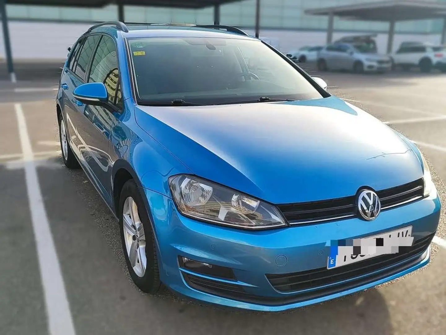 Volkswagen Golf Variant 1.6TDI CR BMT Business&Navi 110 Azul - 2