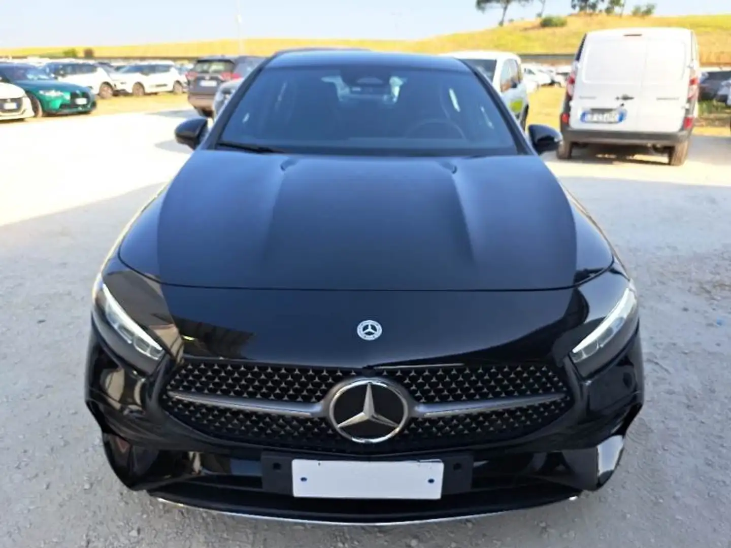 Mercedes-Benz A 200 A 200 d AMG Line Premium auto - 2