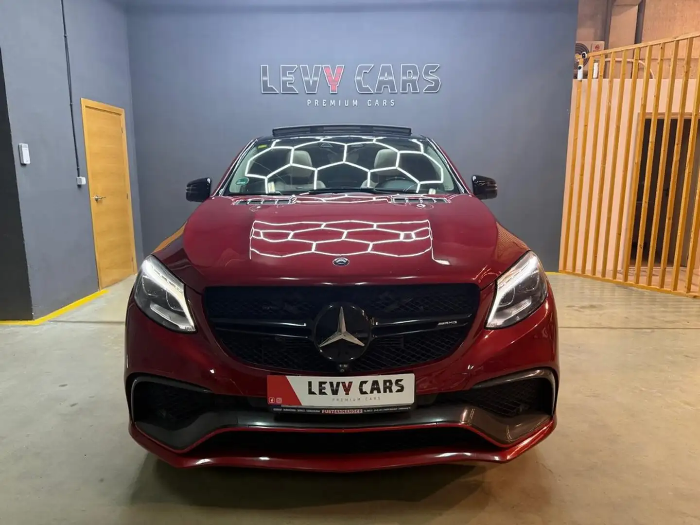 Mercedes-Benz GLE 63 AMG Mercedes-AMG 4MATIC Rot - 2