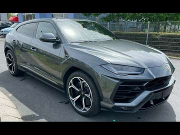 4.0 V8