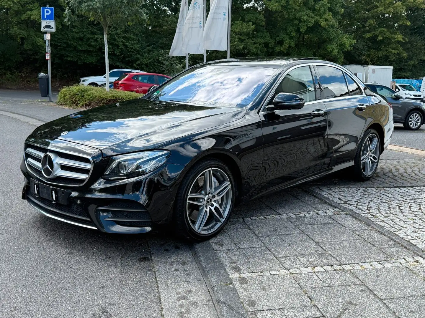 Mercedes-Benz E 450 4Matic,Auto,Leder,Panoram Noir - 1