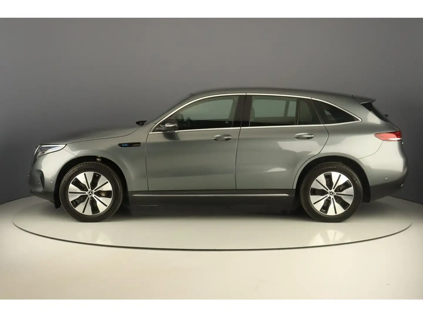 Mercedes-Benz EQC 400 4Matic 408pk Pack Business Grijs - 2