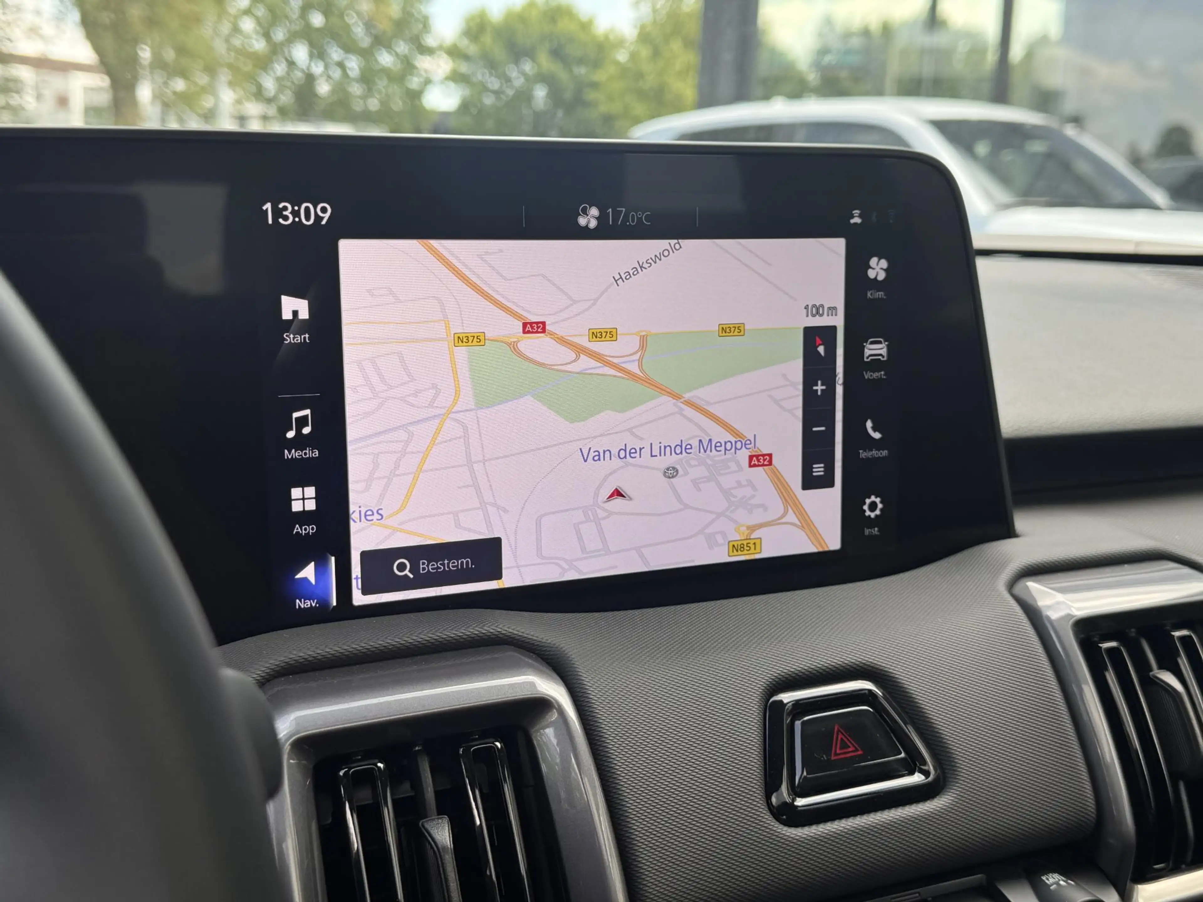 Toyota Urban Cruiser Executive 61 kWh Panoramadak Navigatie Camera 360 — photo 7