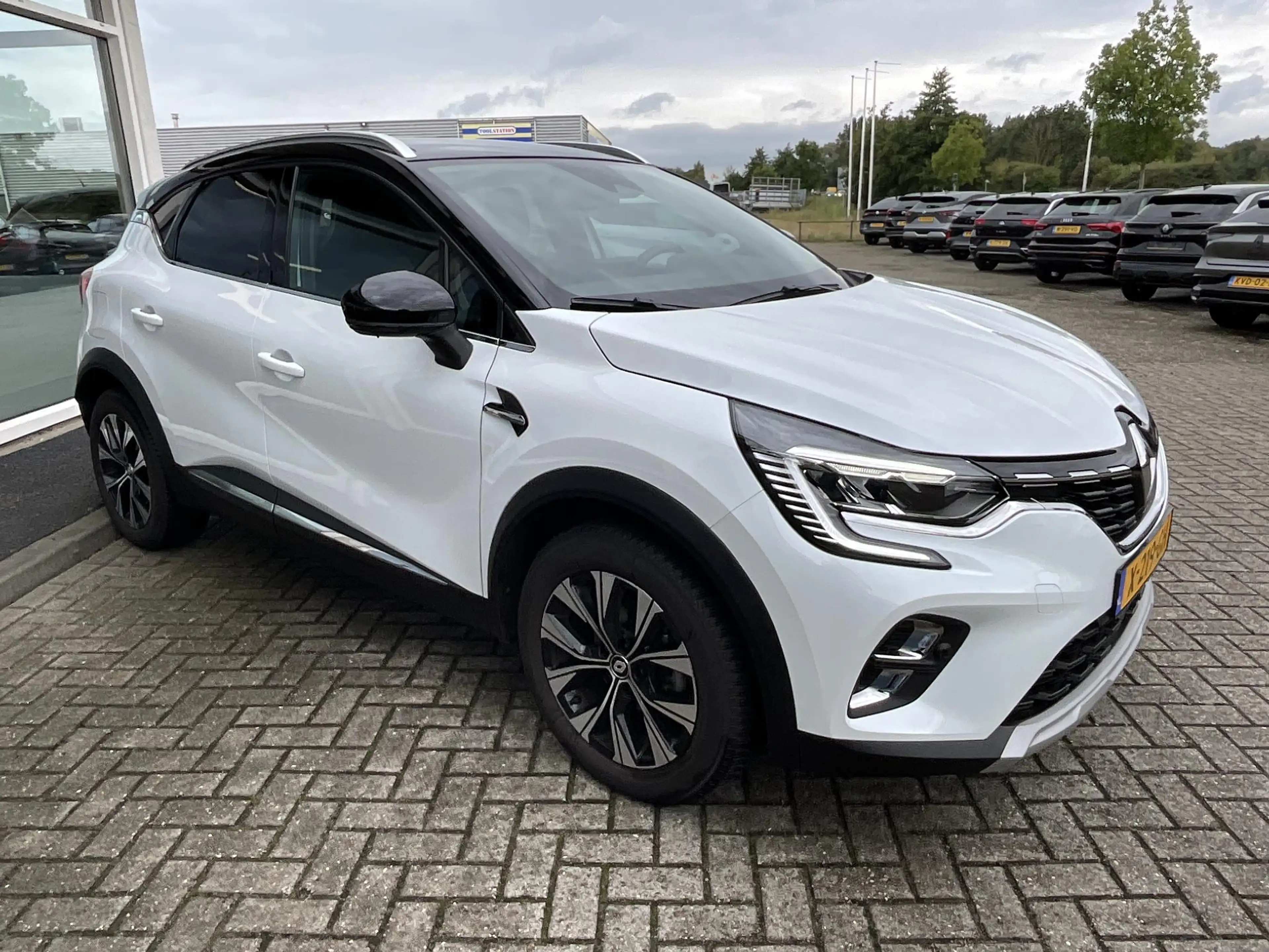 Renault Captur 1.0 TCe 90 techno — photo 3
