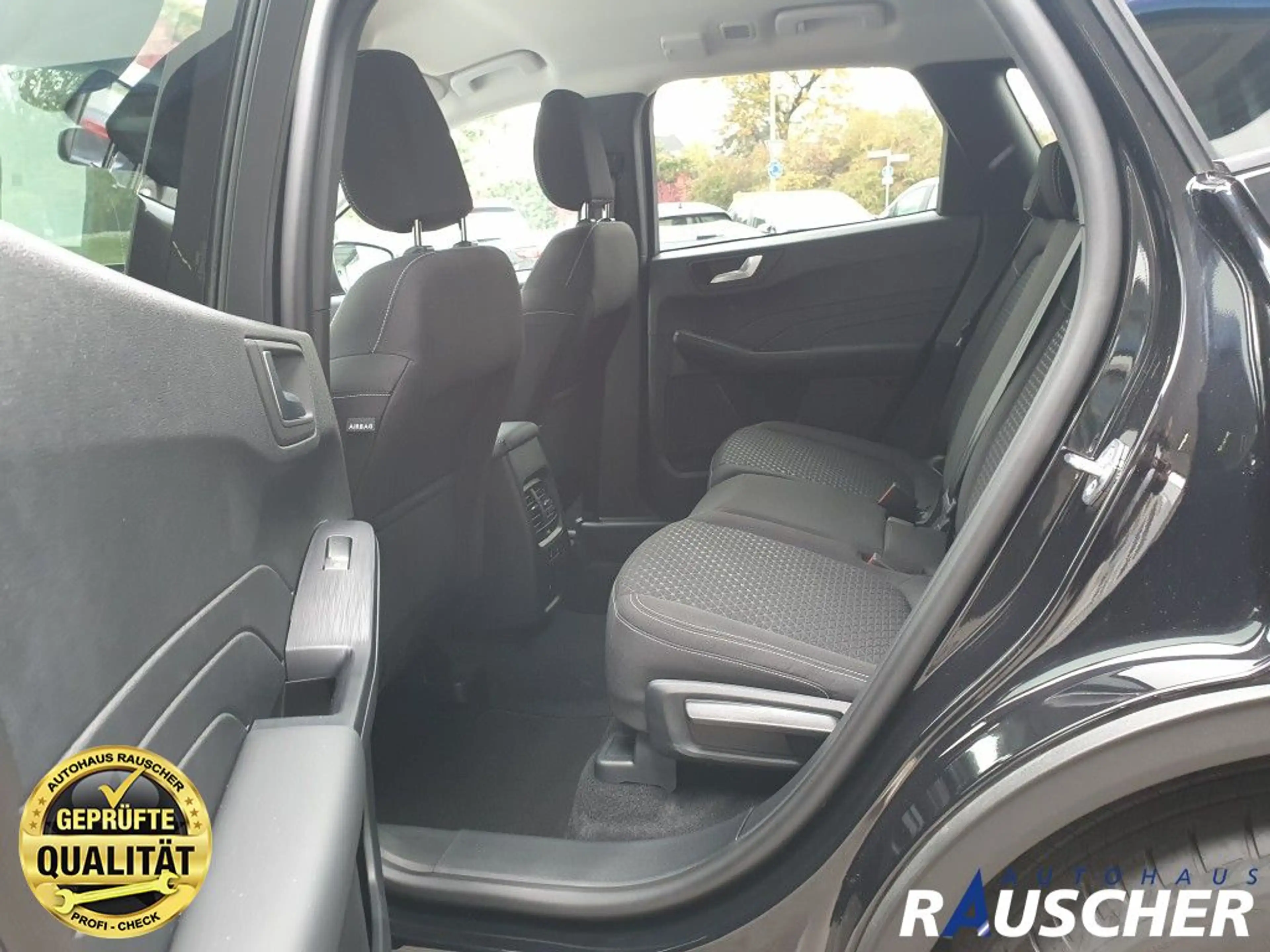 Ford Kuga 1.5 EcoBoost TITANIUM (DFK) — photo 10