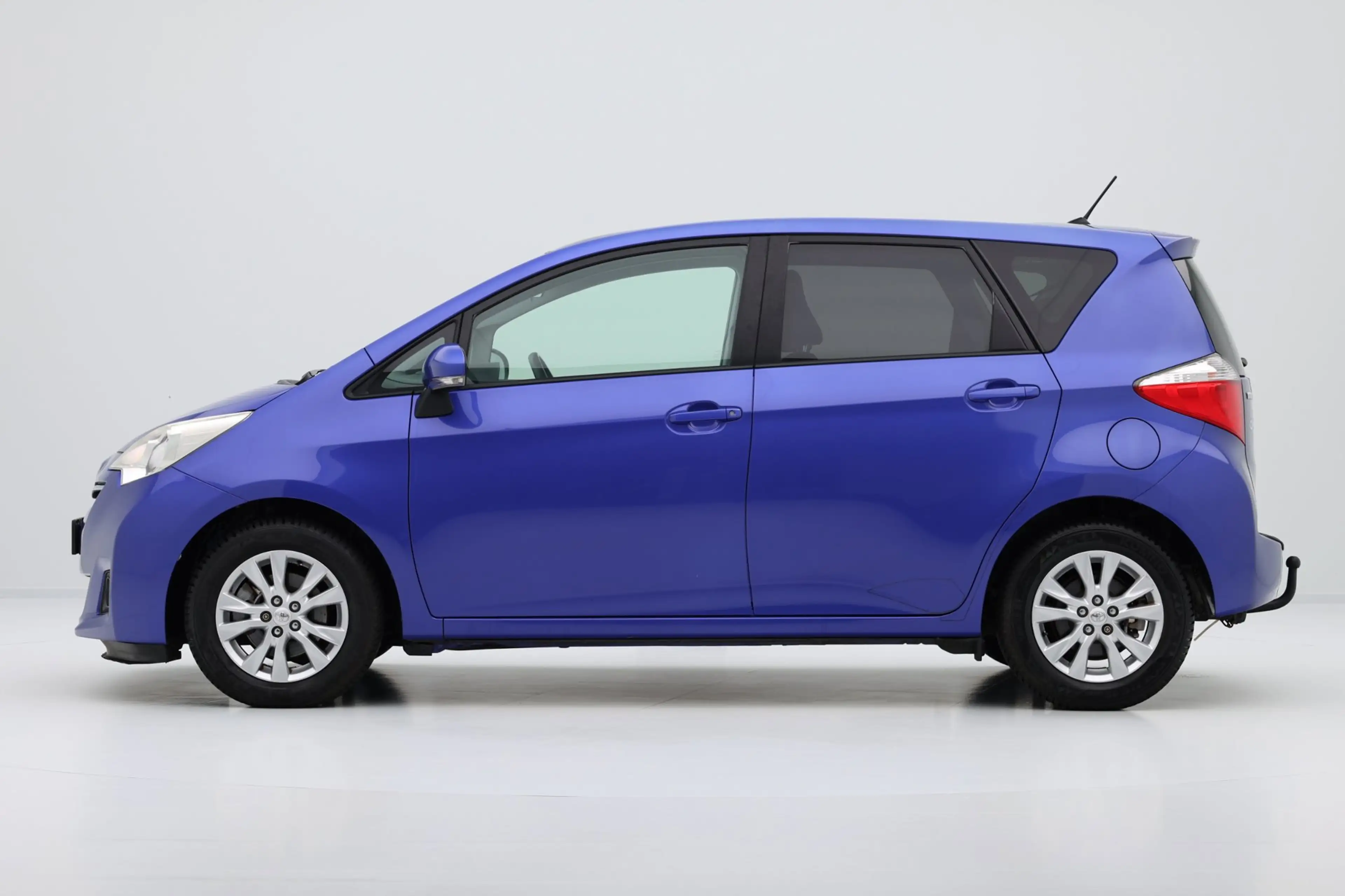 Toyota Verso-S 1.3 VVT-i Aspiration Pano|Navi|Clima|Cam|LMV — photo 29