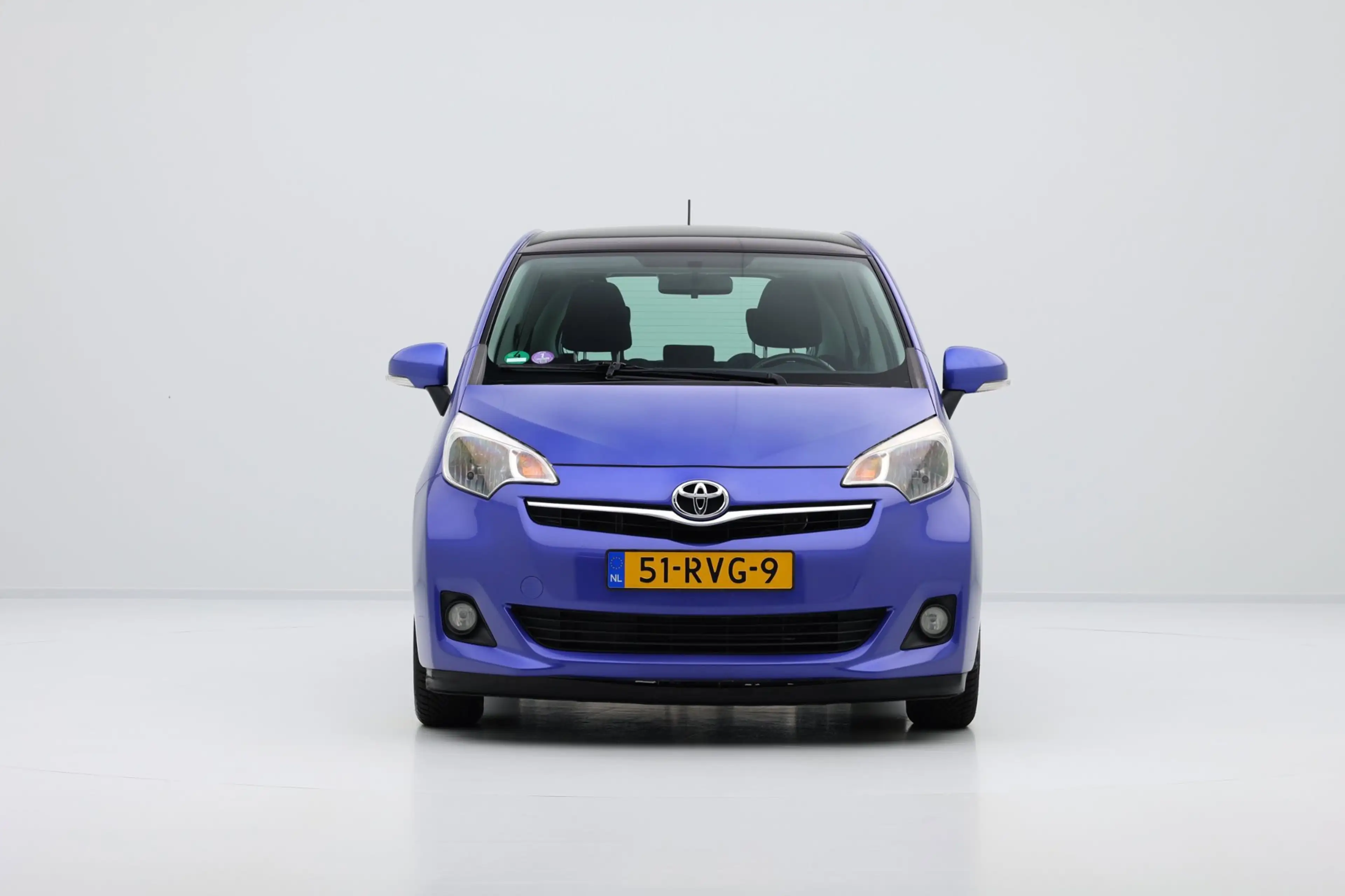 Toyota Verso-S 1.3 VVT-i Aspiration Pano|Navi|Clima|Cam|LMV — photo 7
